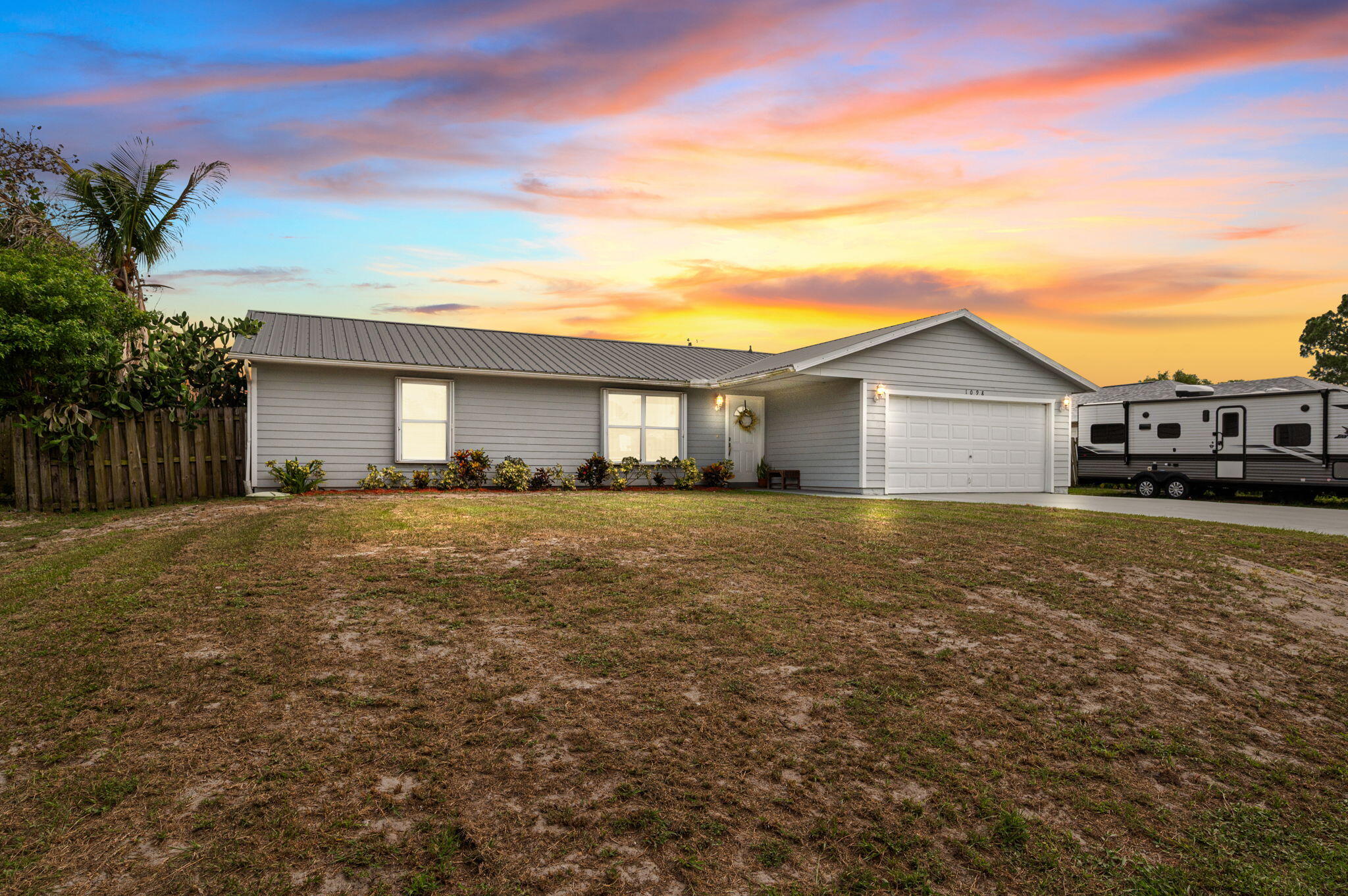 1098 SW Janette Avenue, Port St. Lucie