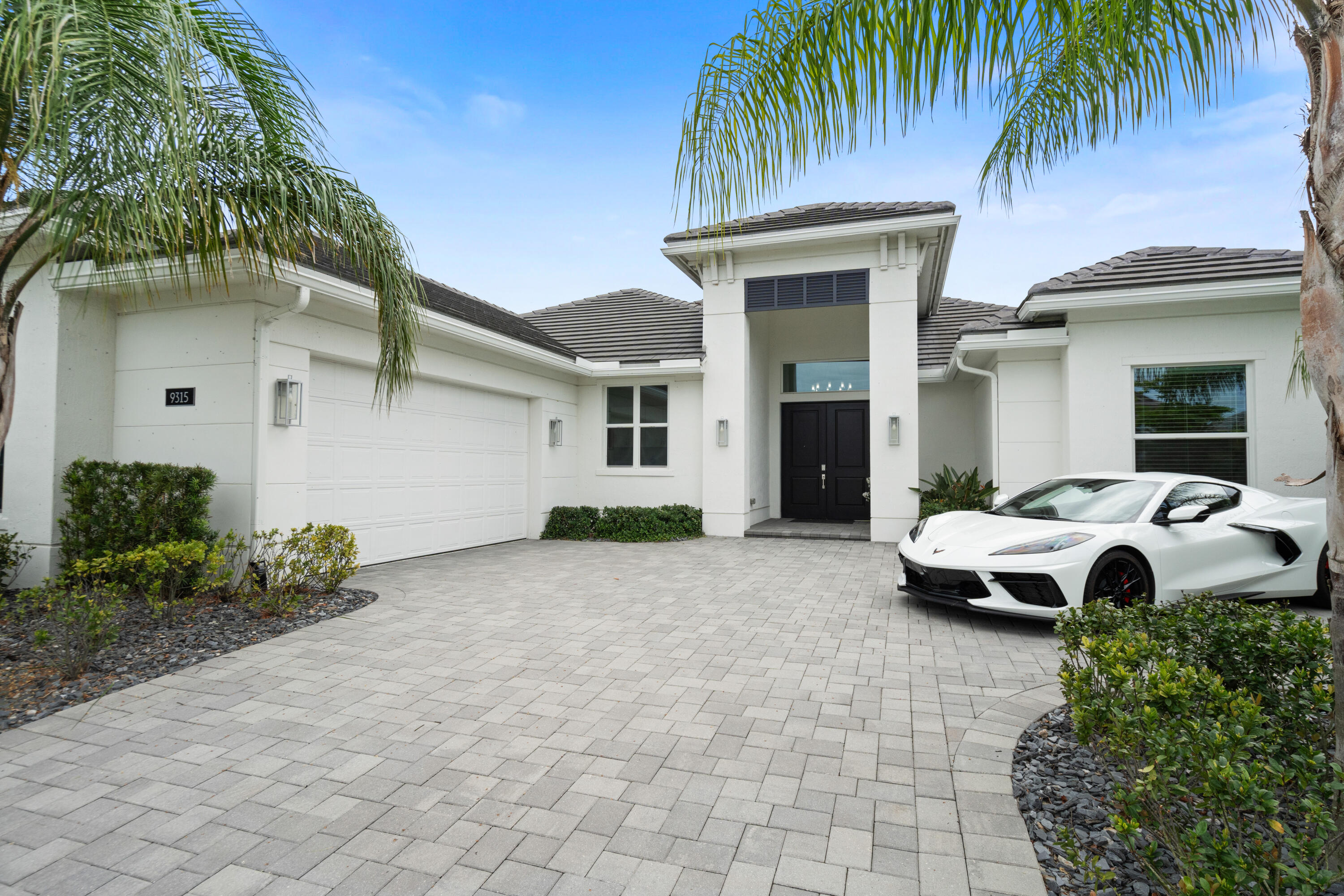 9315 SW PINNACLE Place, Port St. Lucie