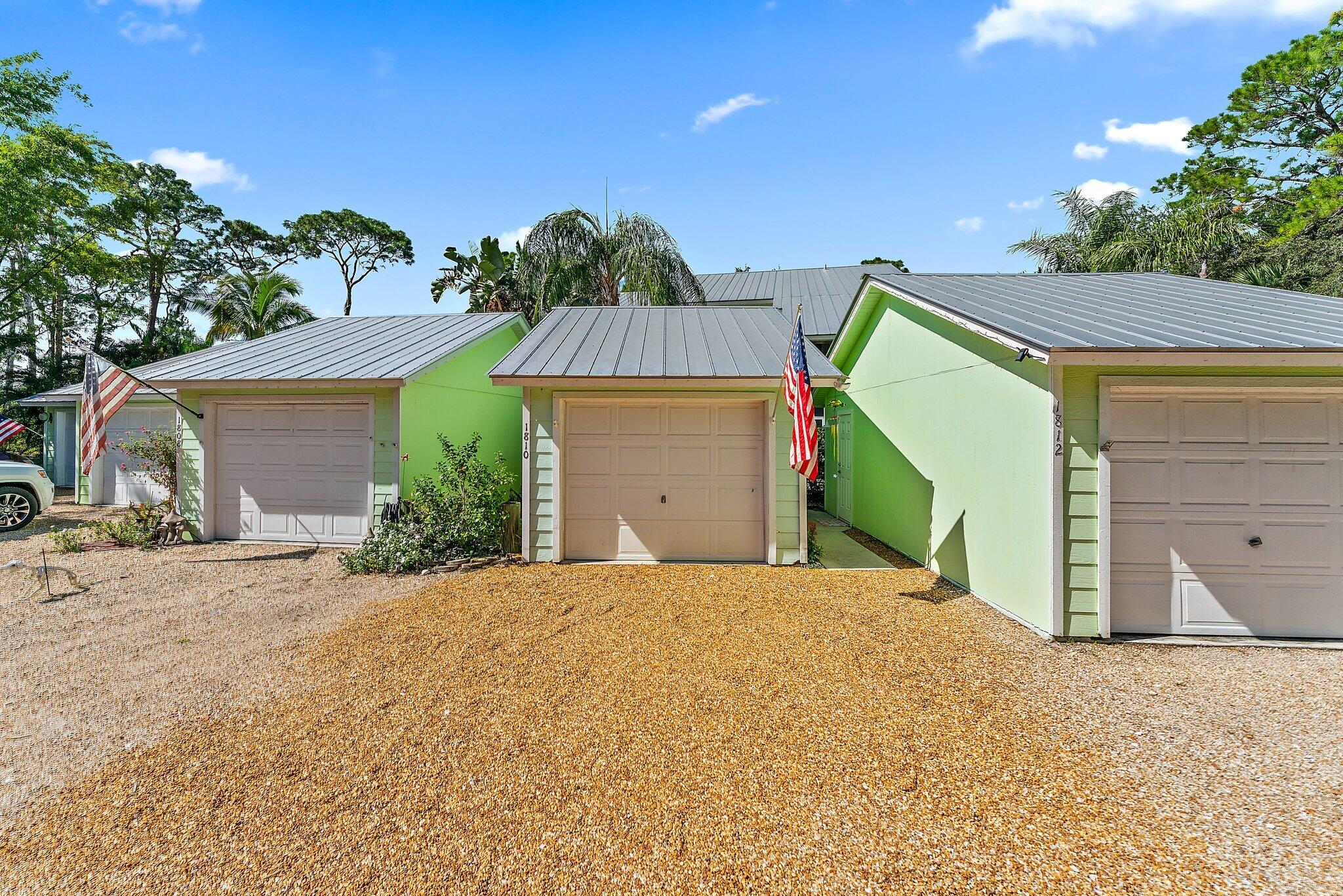 1810 SE Hideaway Circle 1810