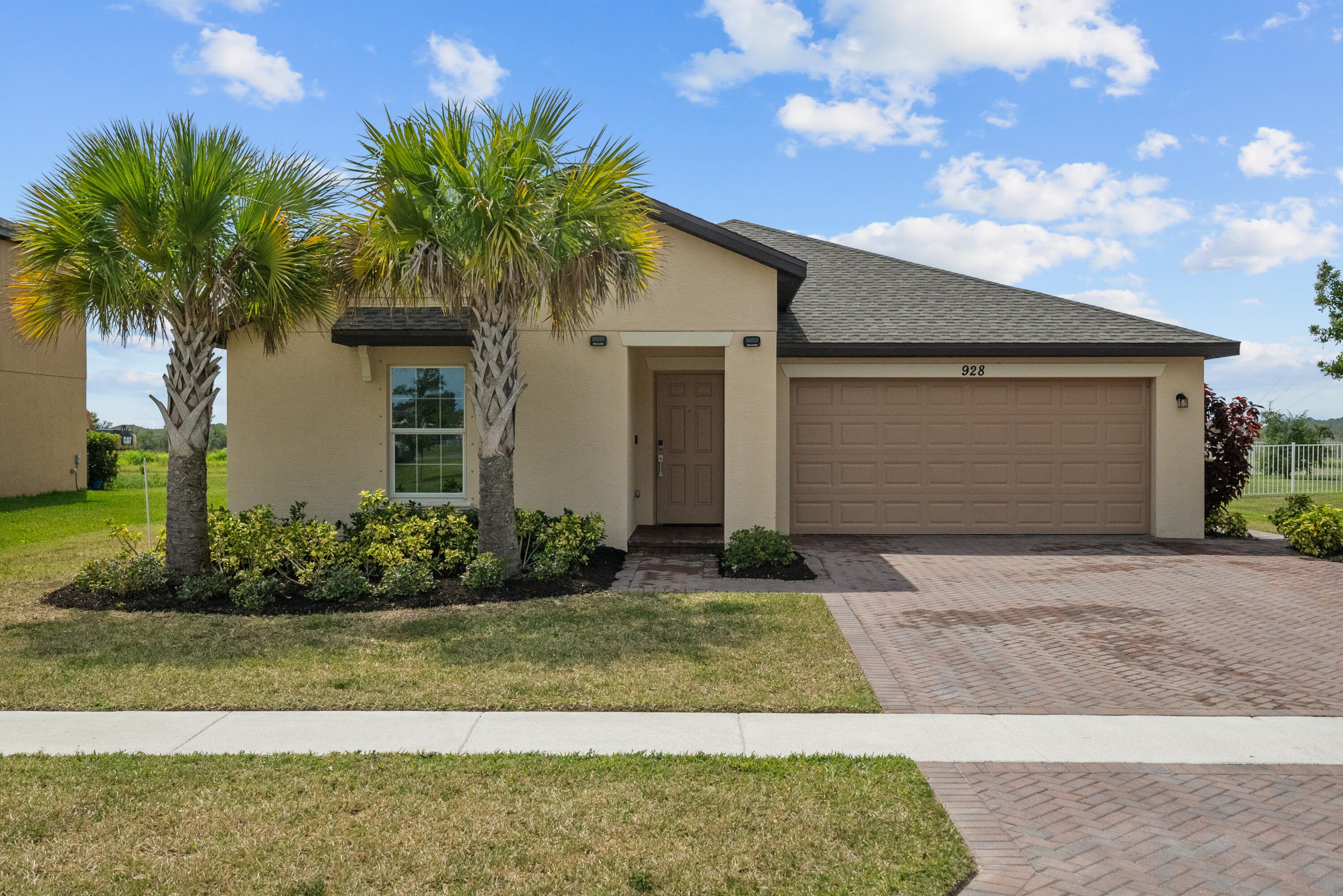 928 Bent Creek Drive