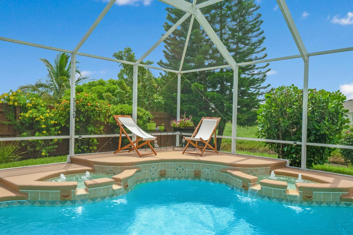 4152 SW Ragen Street