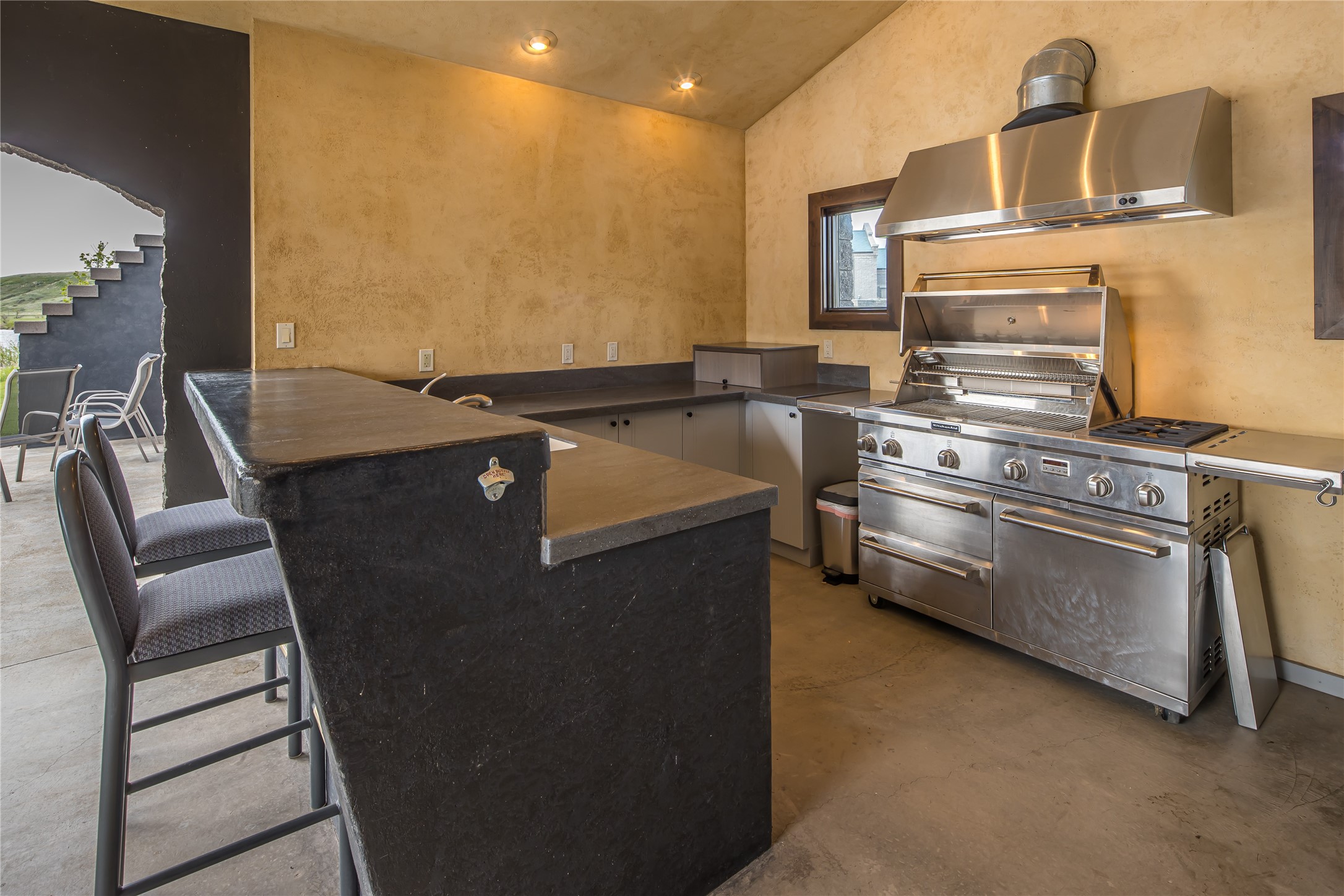 665 Wilson Butte Road