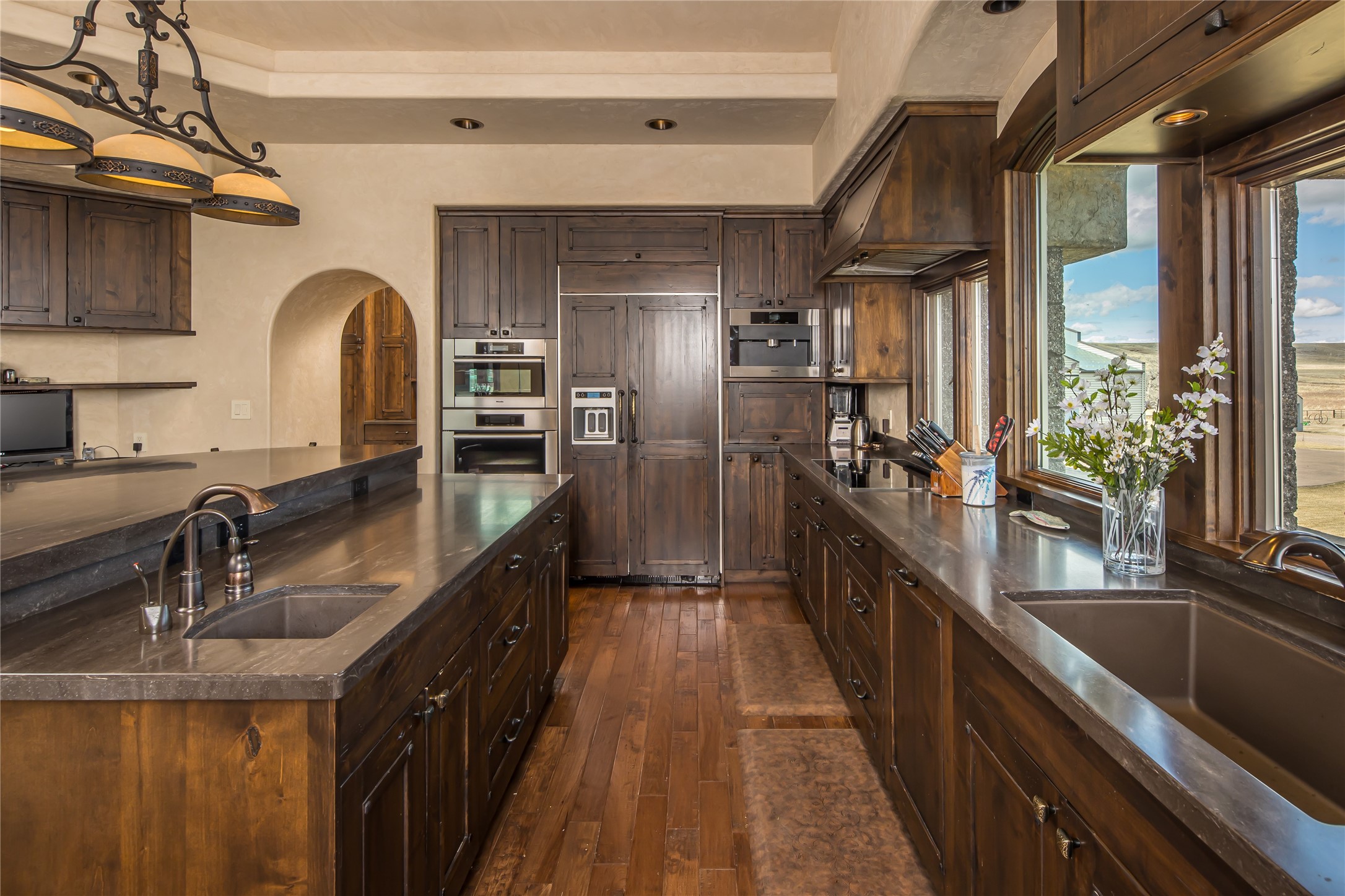 665 Wilson Butte Road