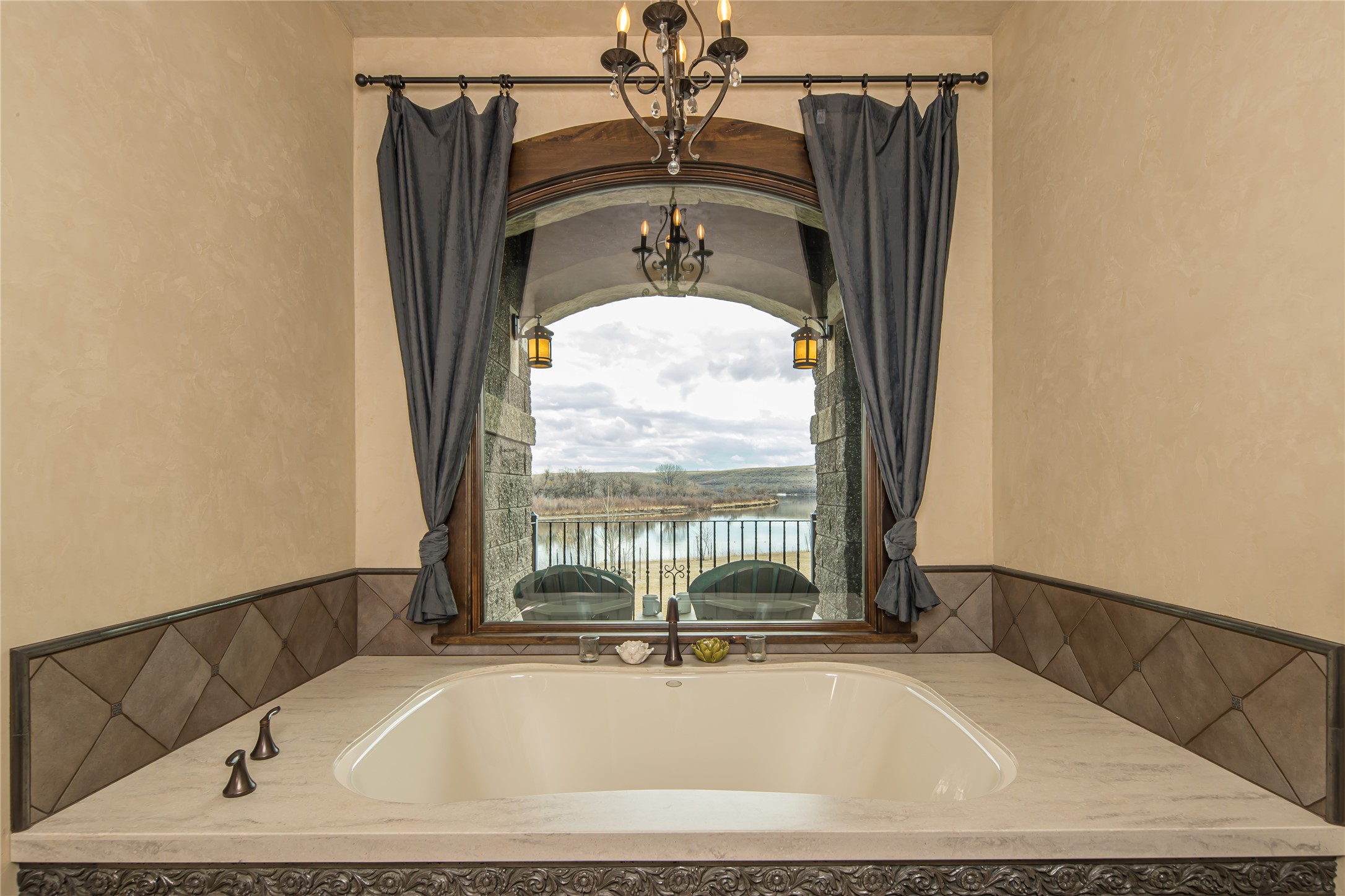 665 Wilson Butte Road