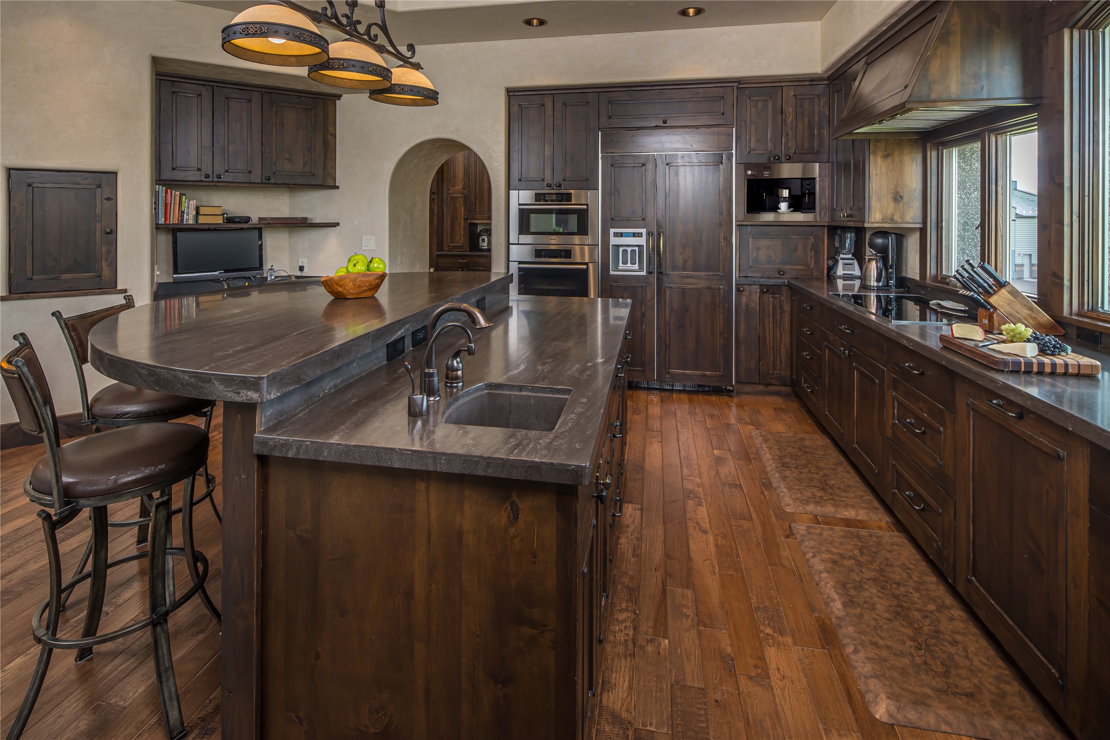 665 Wilson Butte Road