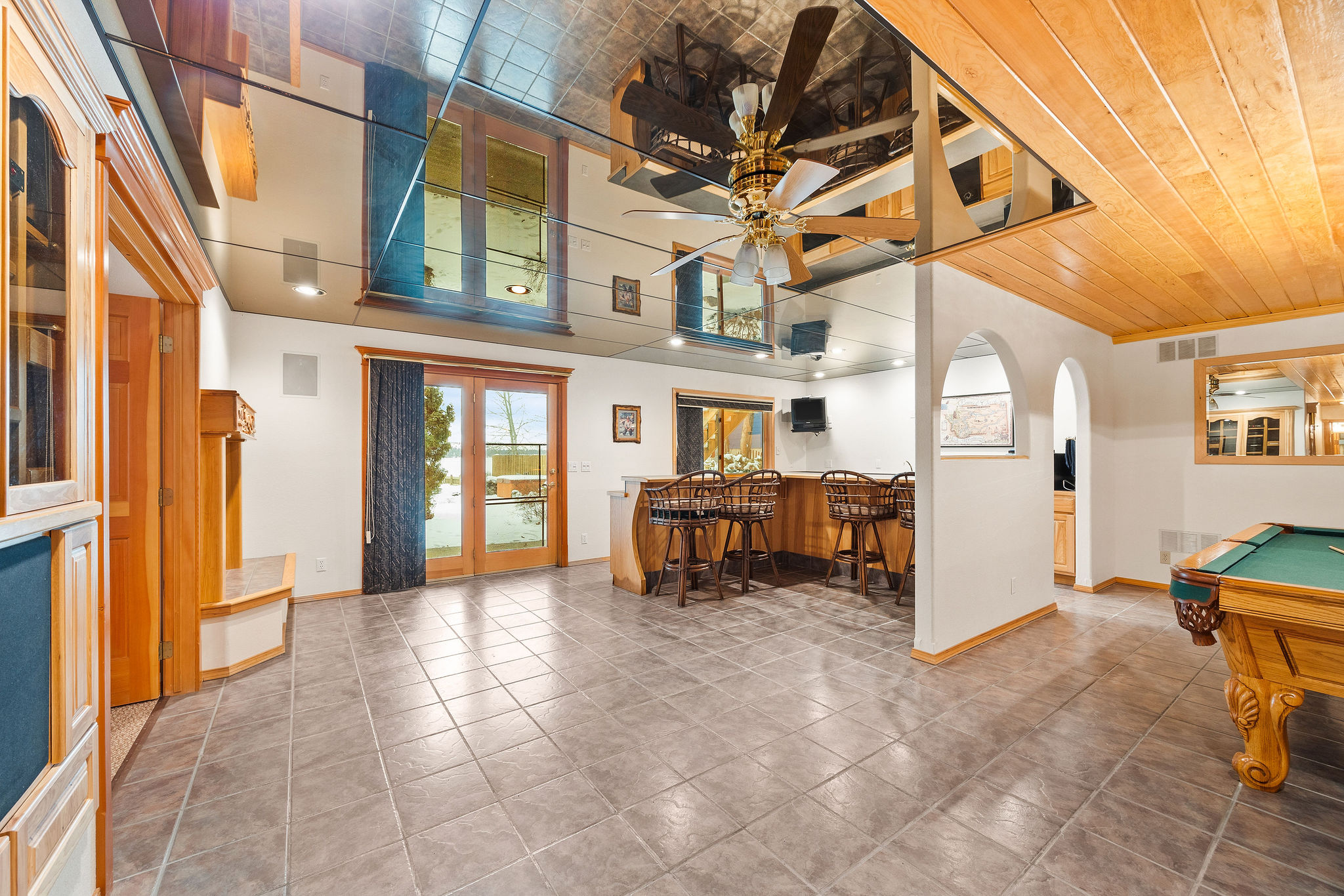 46150 Meadowlark Lane