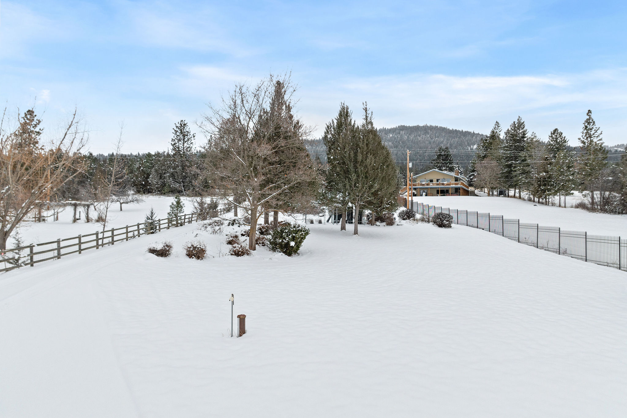 46150 Meadowlark Lane