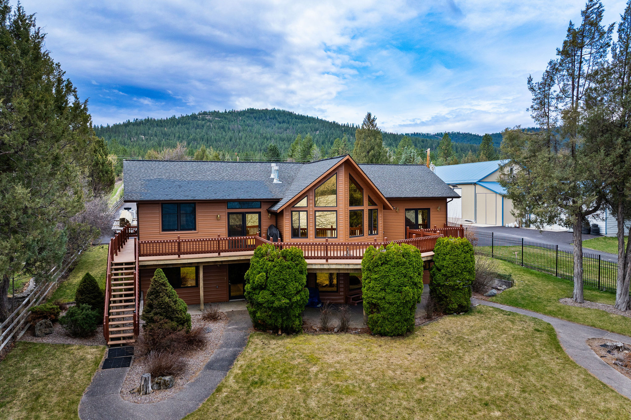 46150 Meadowlark Lane