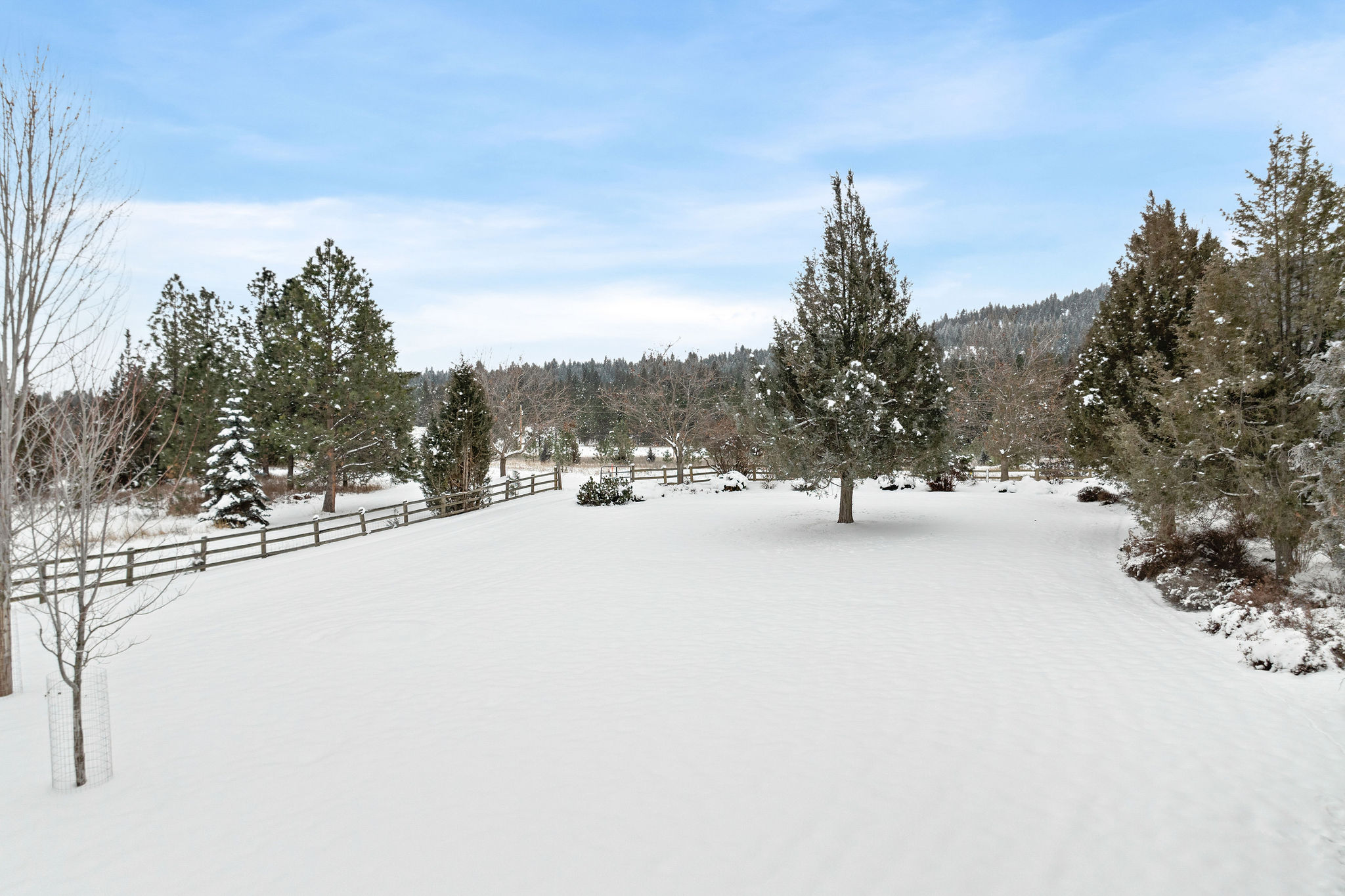 46150 Meadowlark Lane