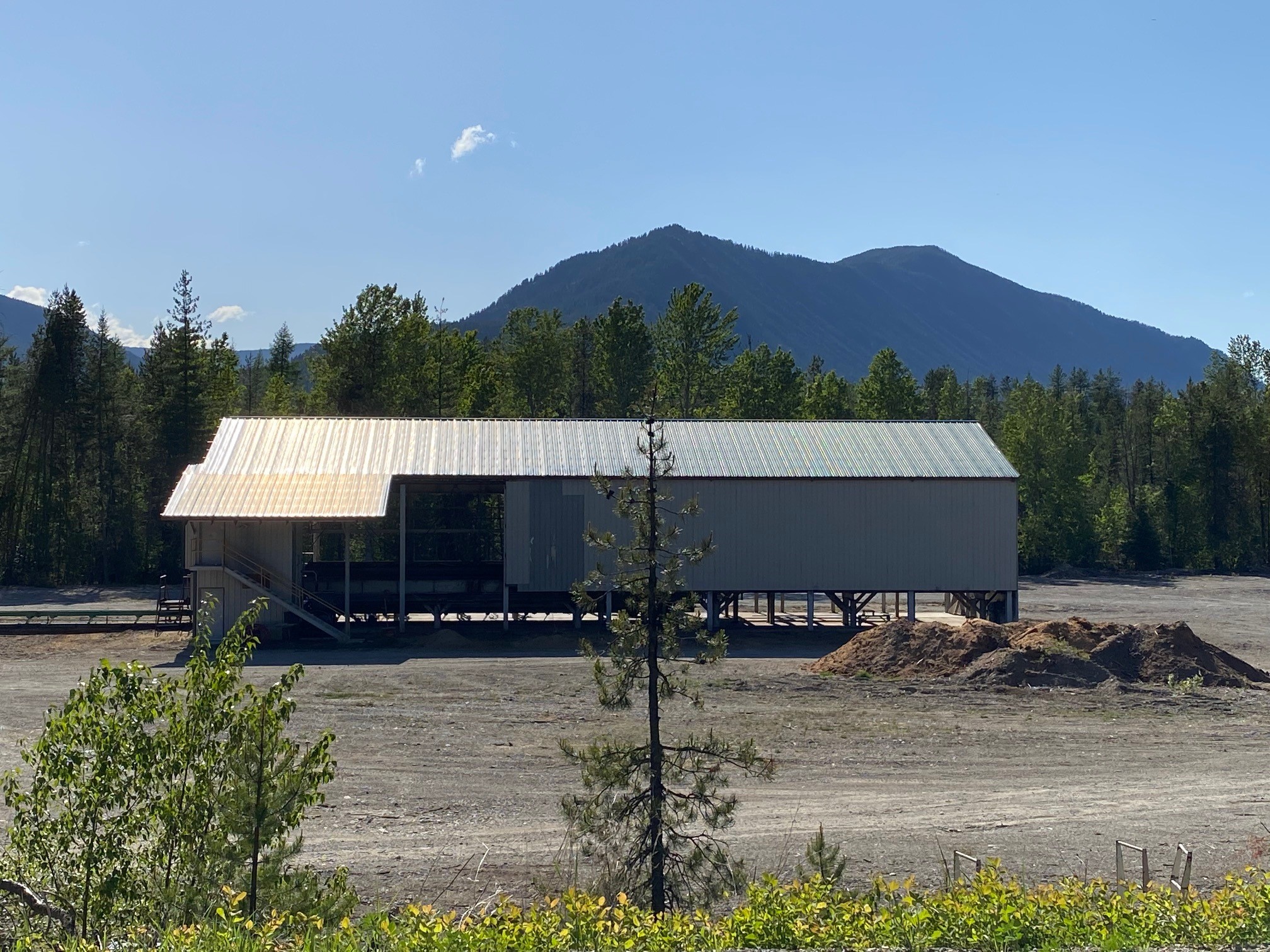 1717 Highway 200