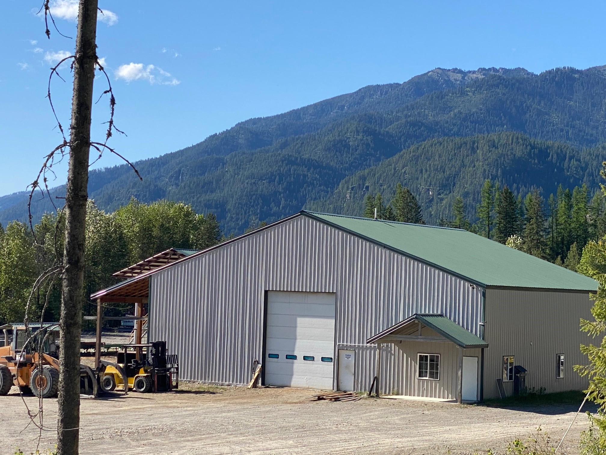 1717 Highway 200