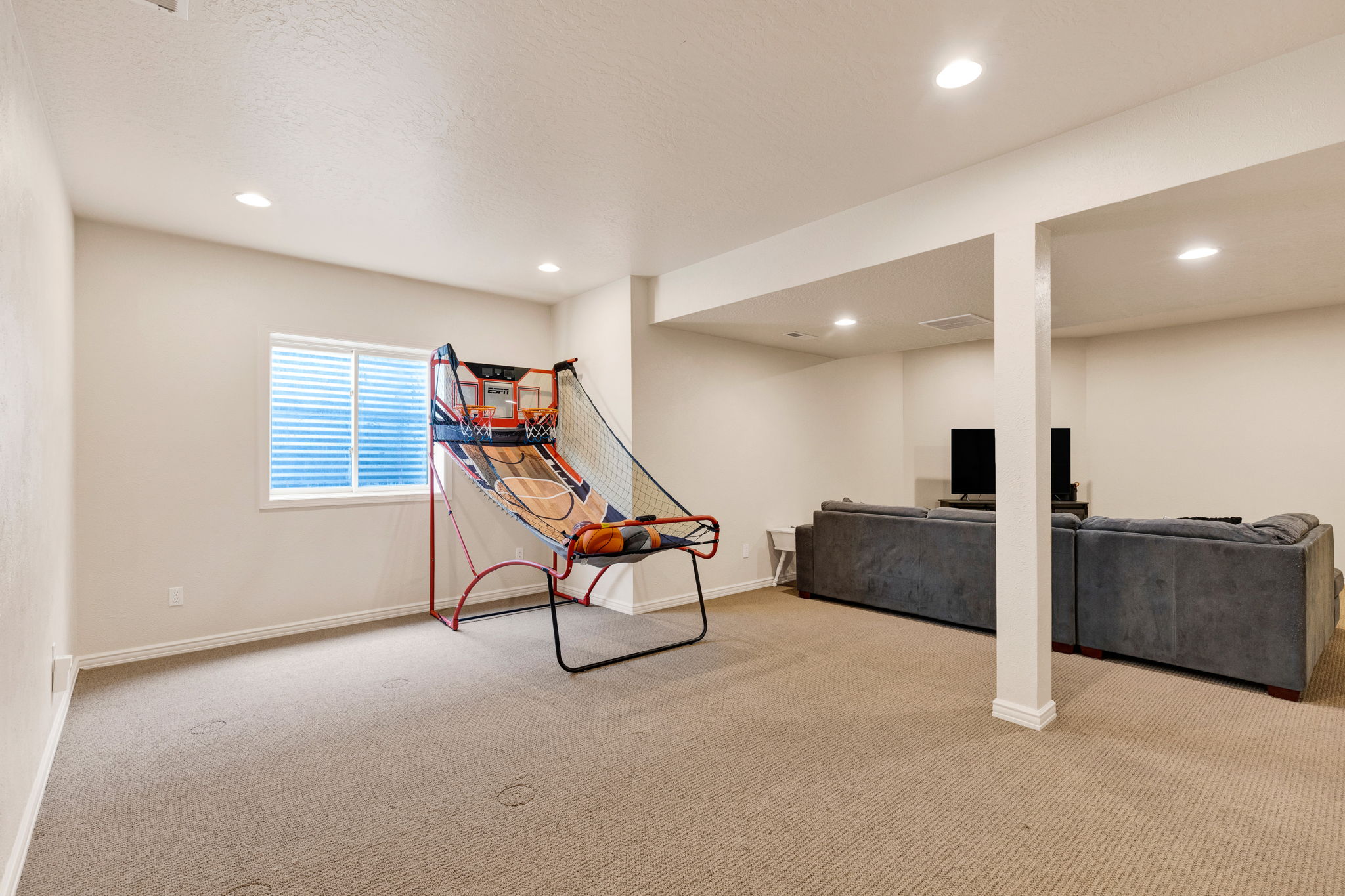 8165 Double Tree Lane