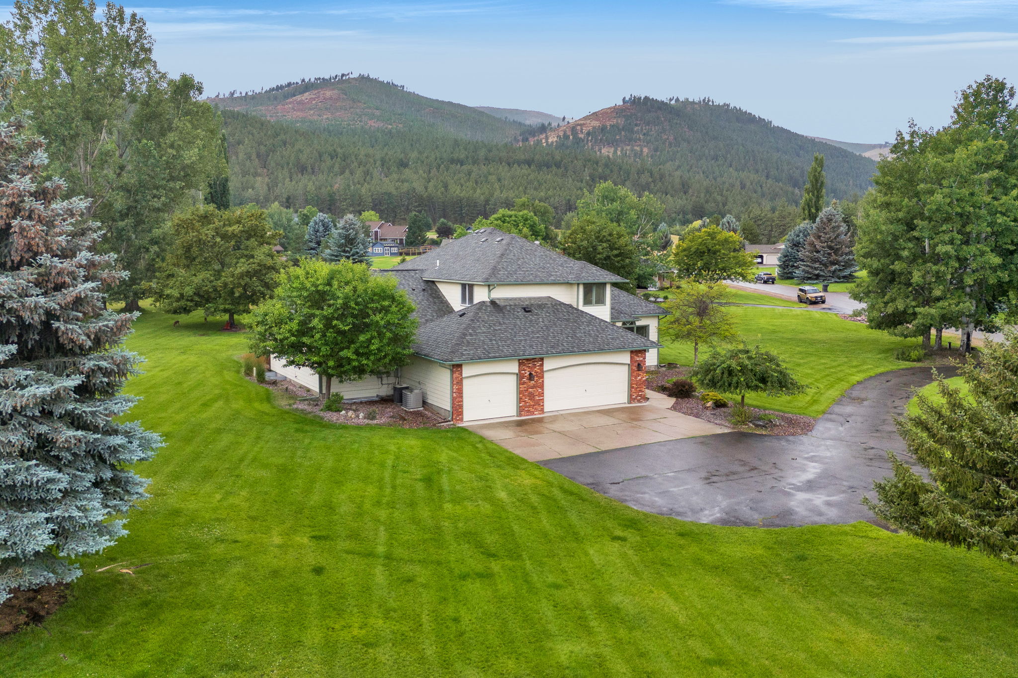8165 Double Tree Lane