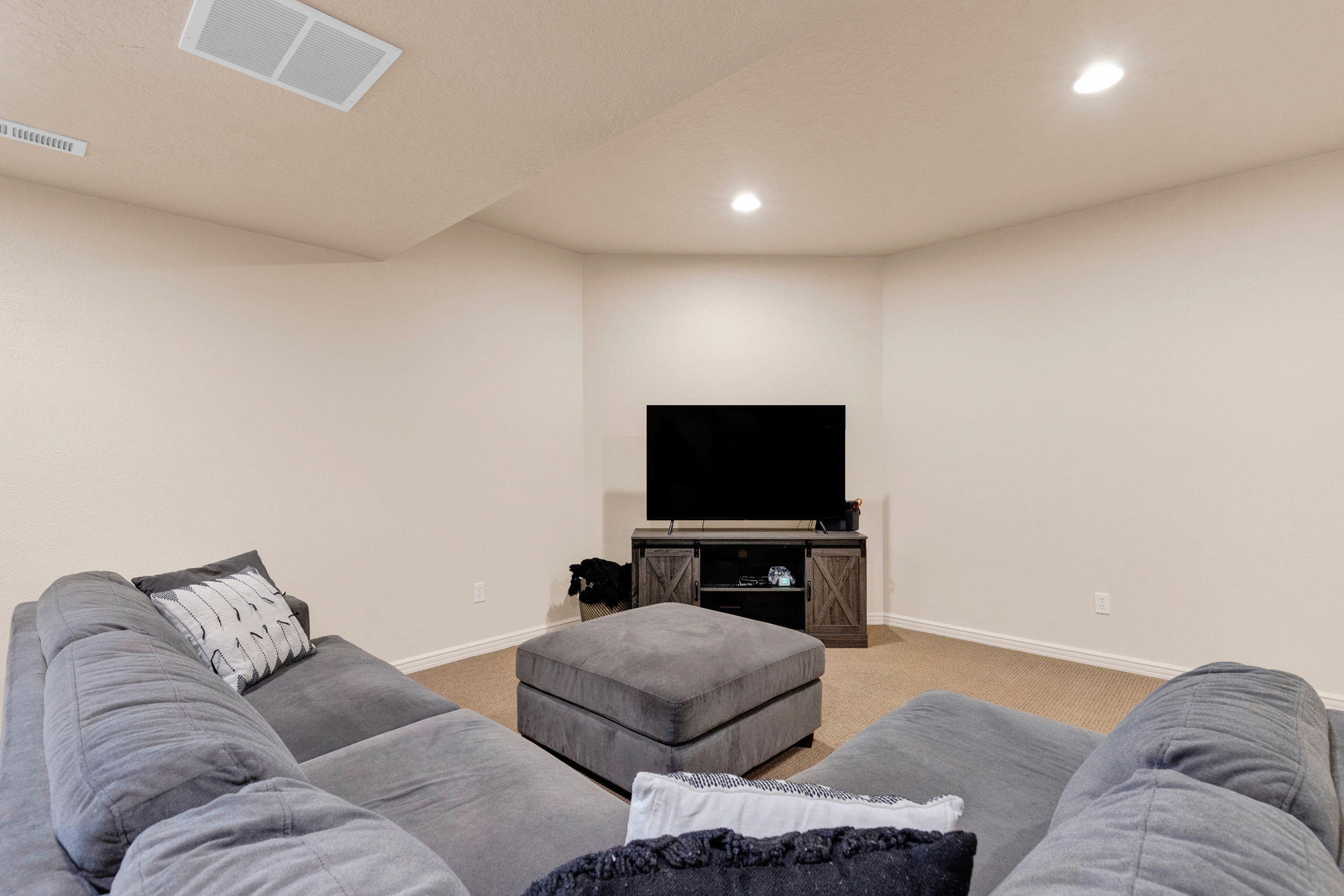 8165 Double Tree Lane