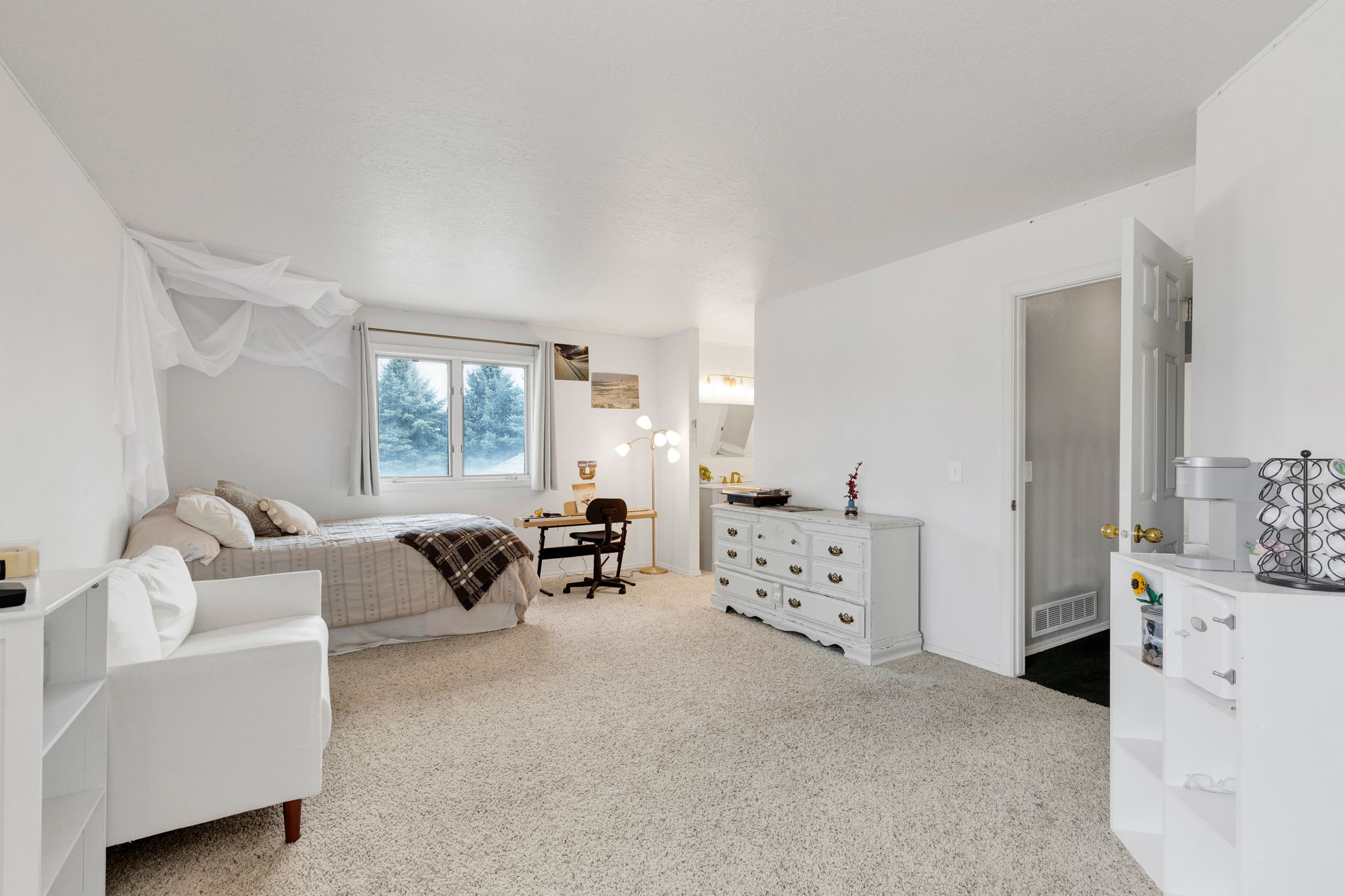 8165 Double Tree Lane