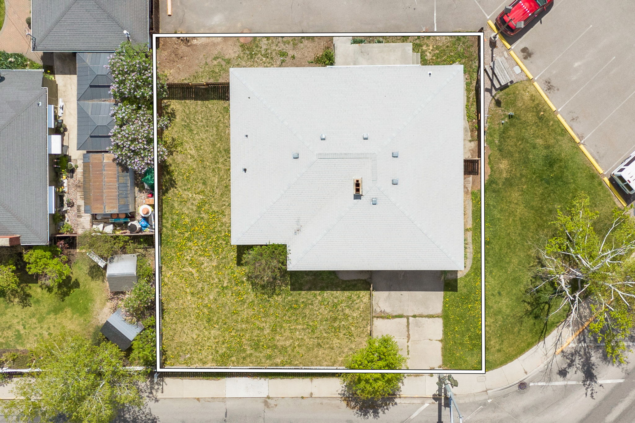 455 Mount Avenue