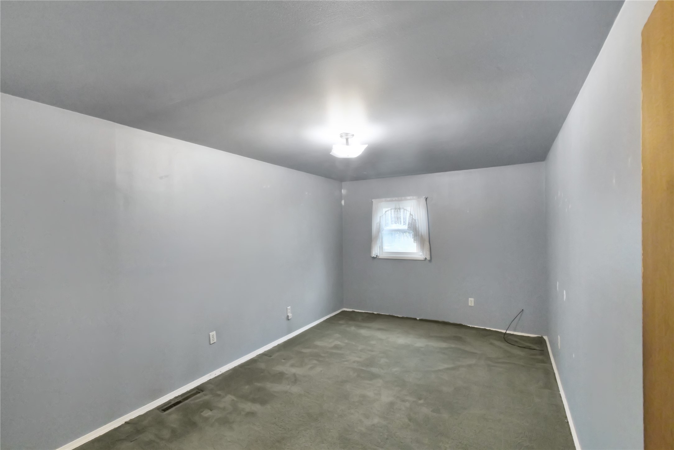 2222 S 14th Street W