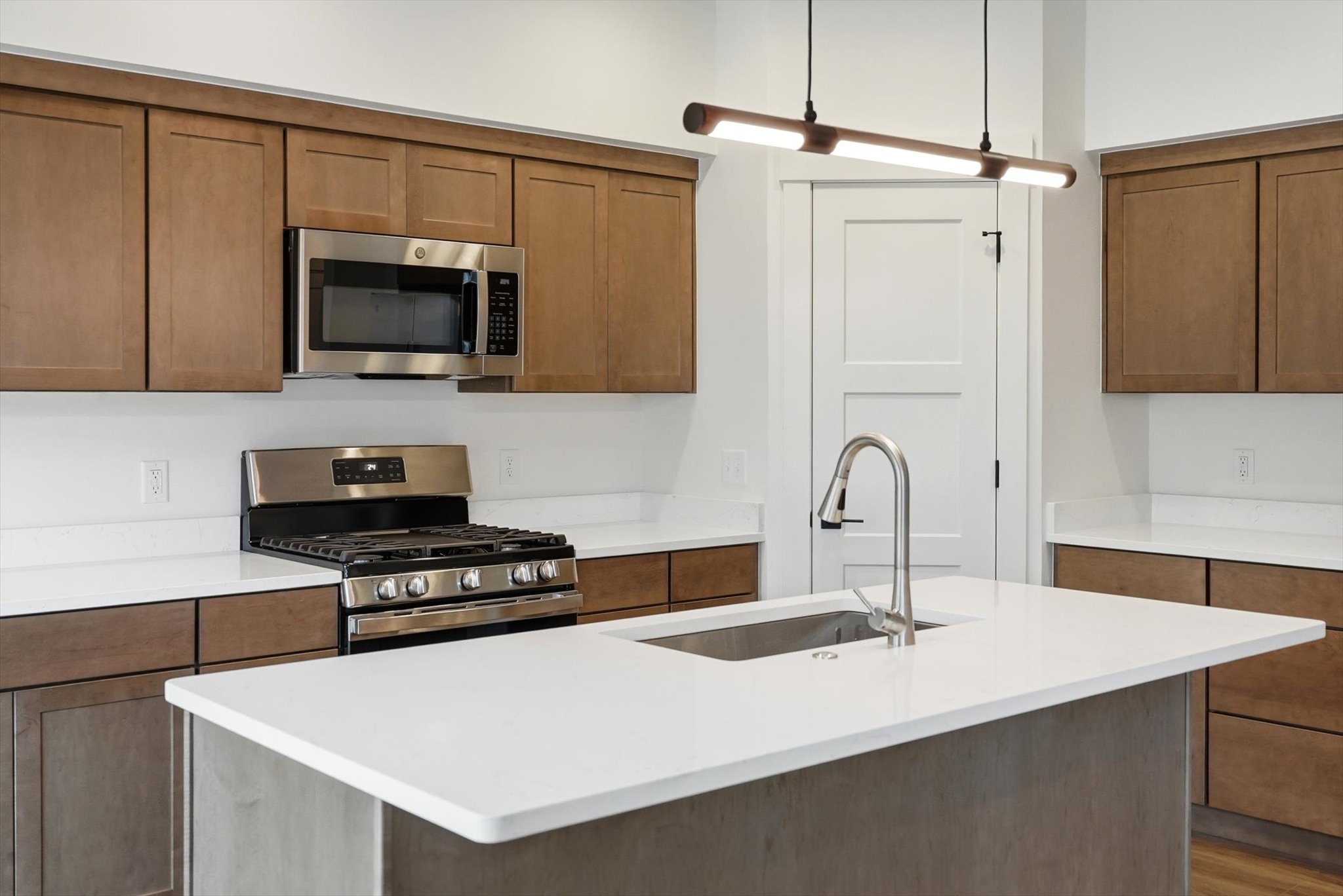 2750 Riata Road A, B, C