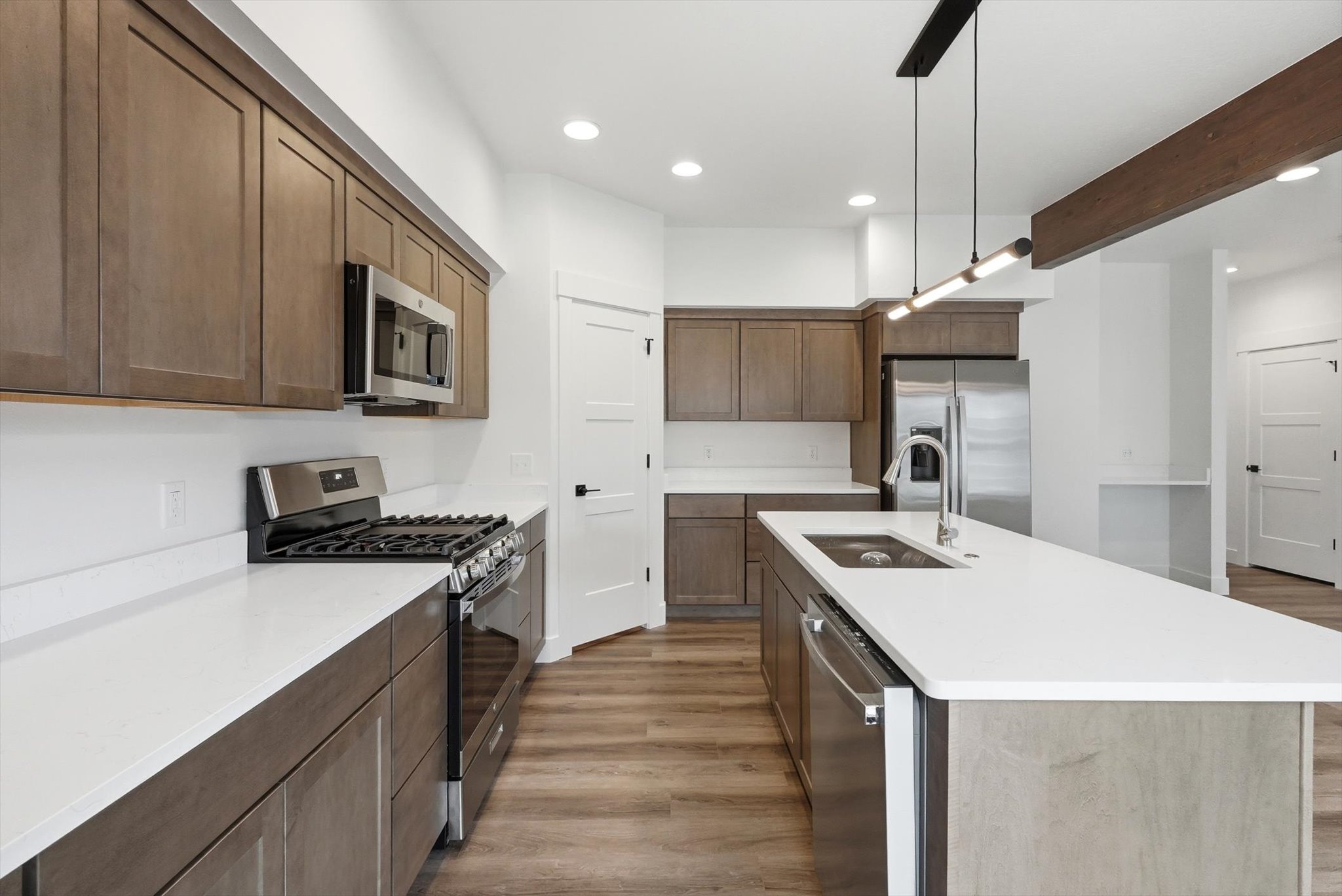 2750 Riata Road A, B, C