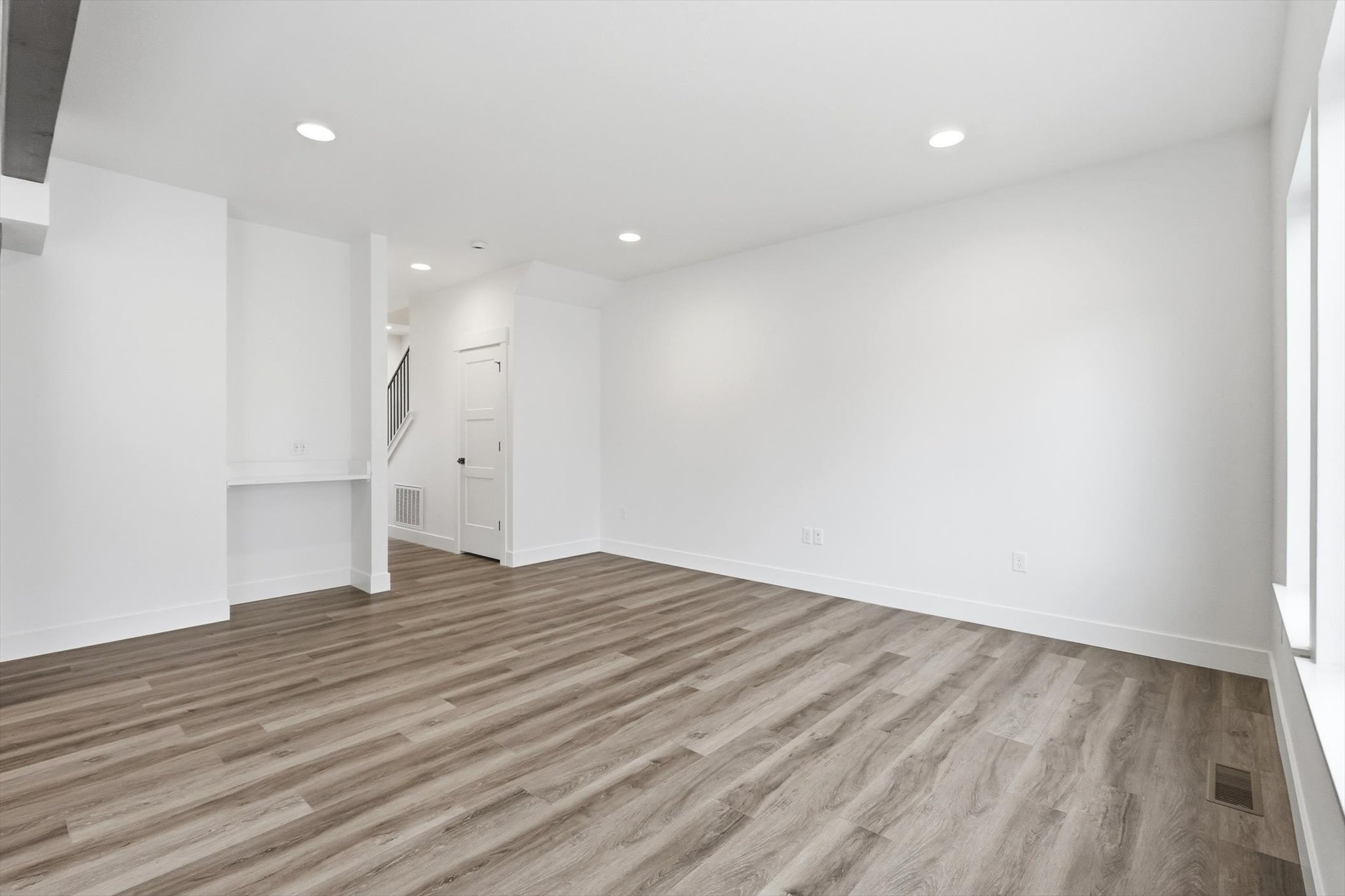 2750 Riata Road A, B, C