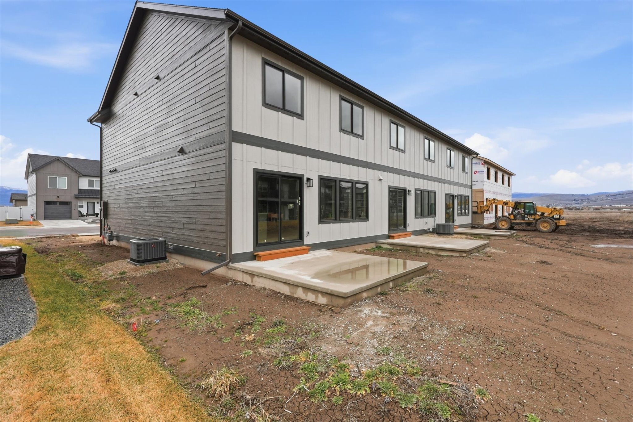 2750 Riata Road A, B, C