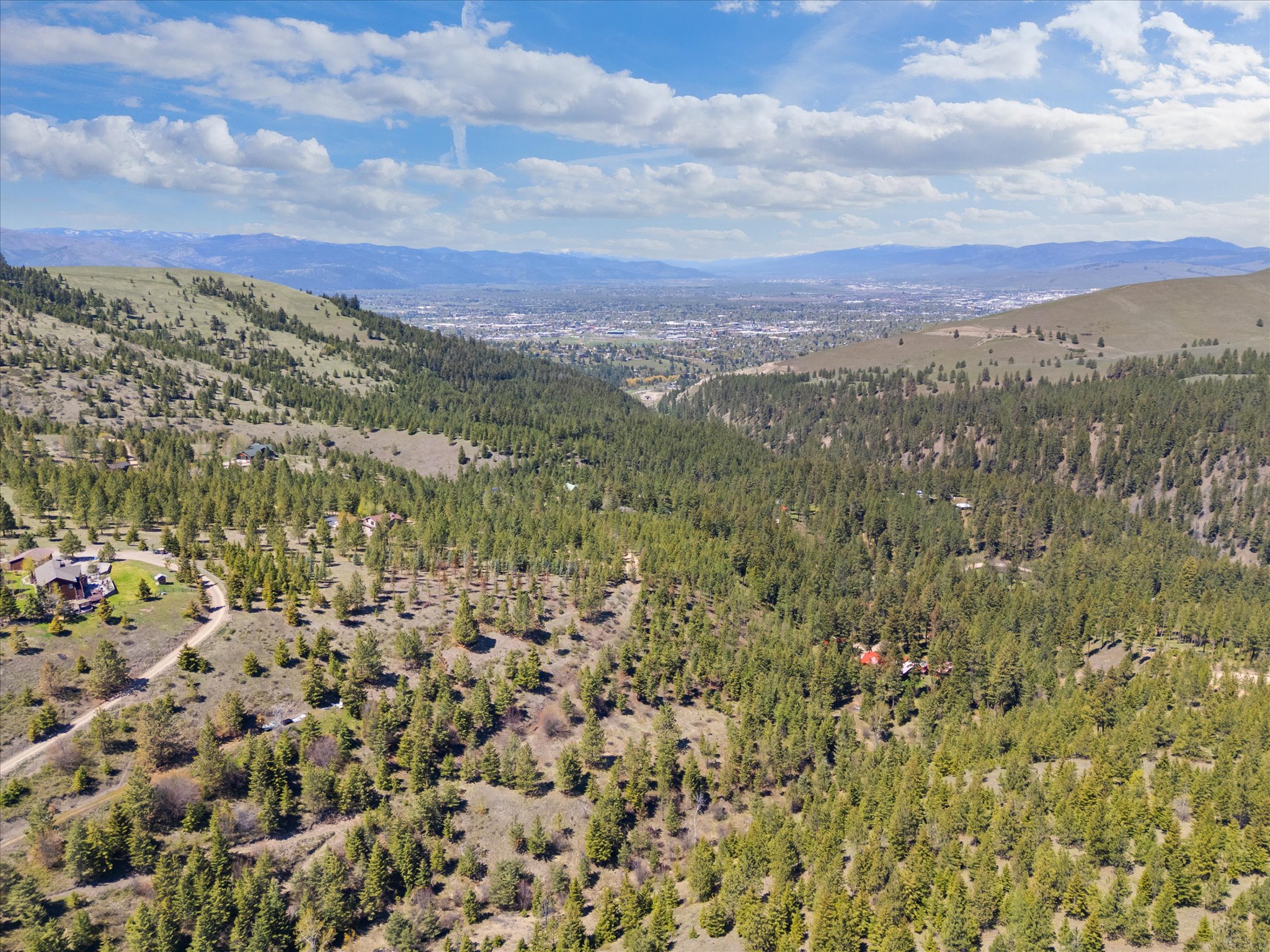 5016 Arnica Road