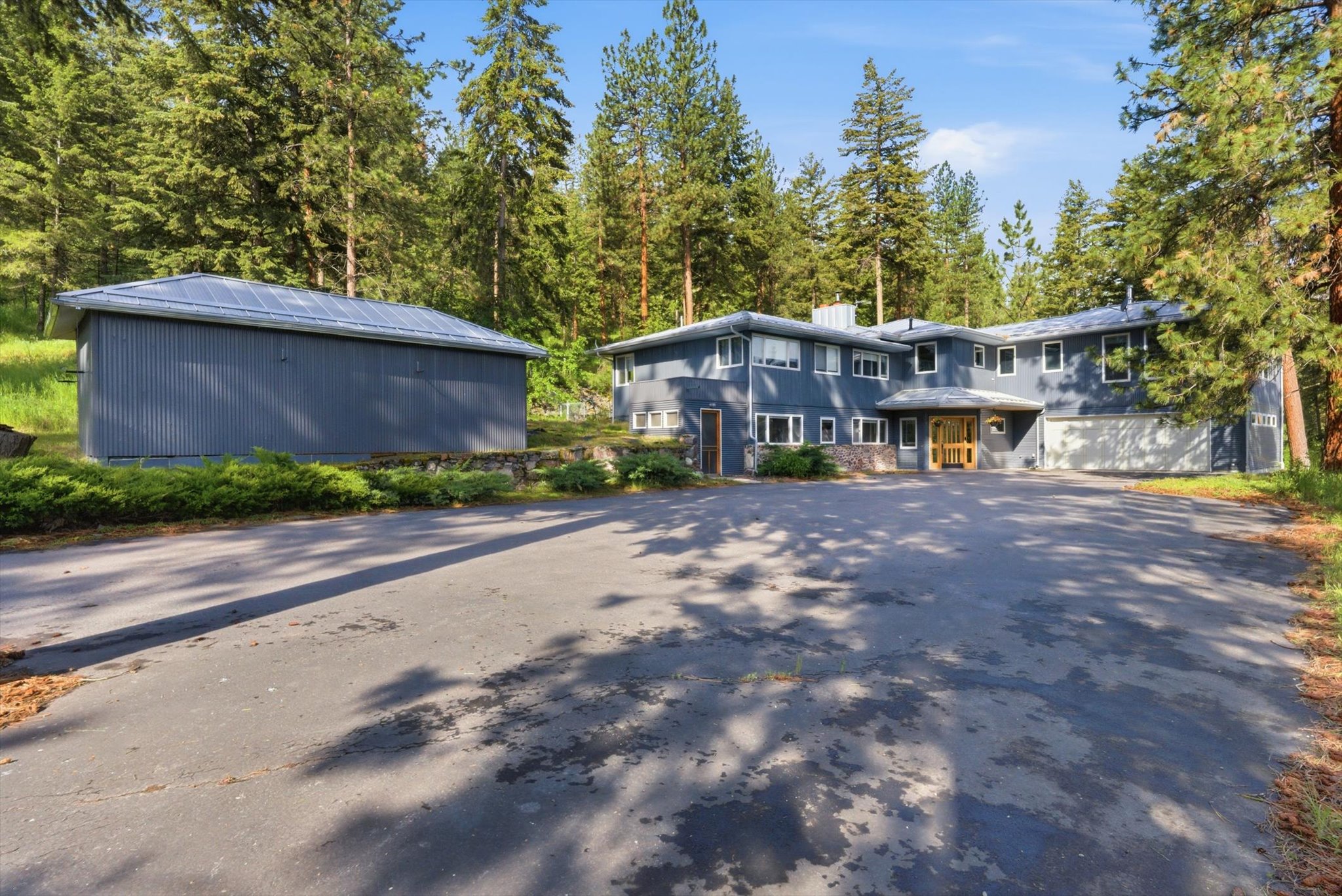 12505 Flora Drive