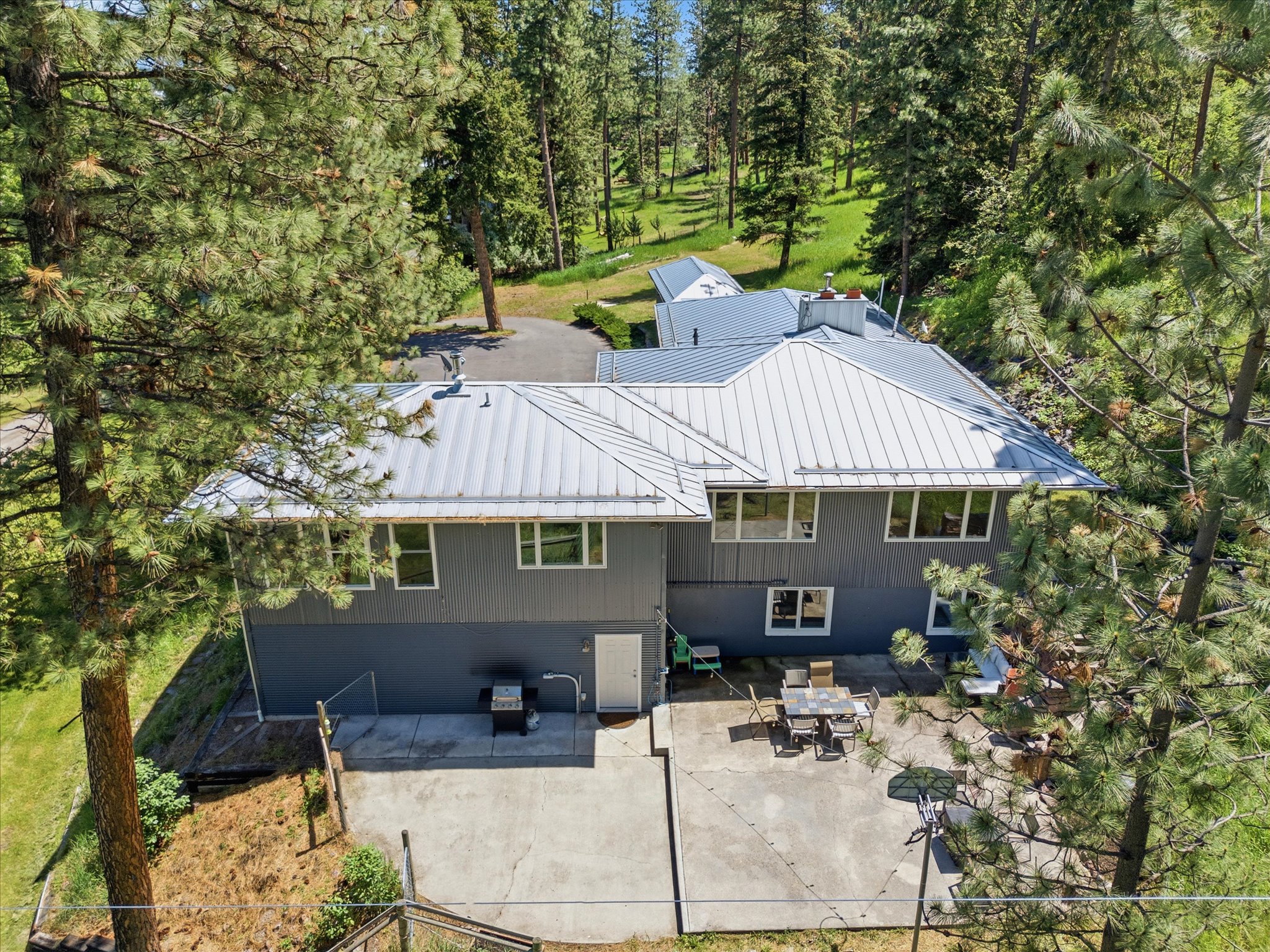 12505 Flora Drive