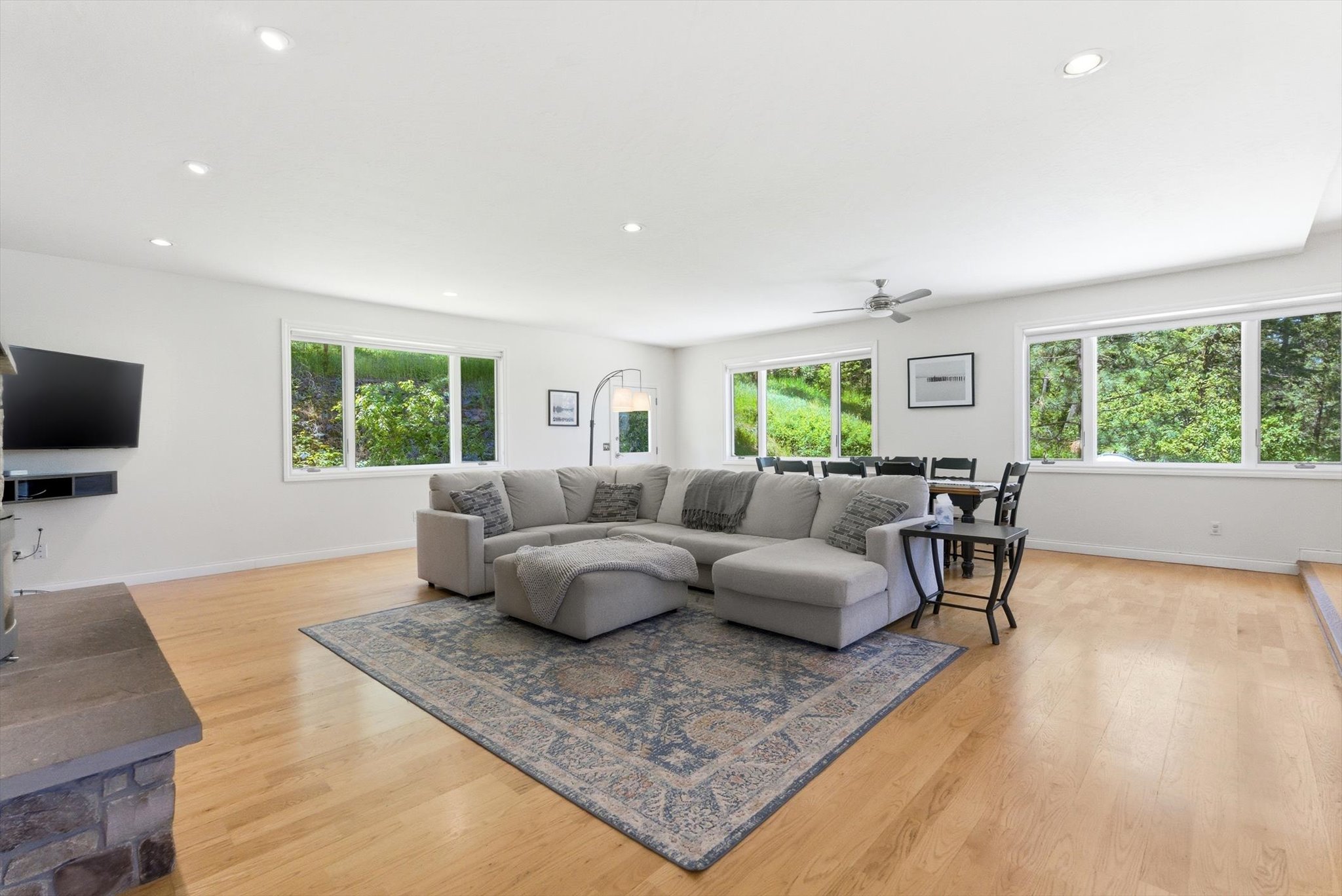 12505 Flora Drive