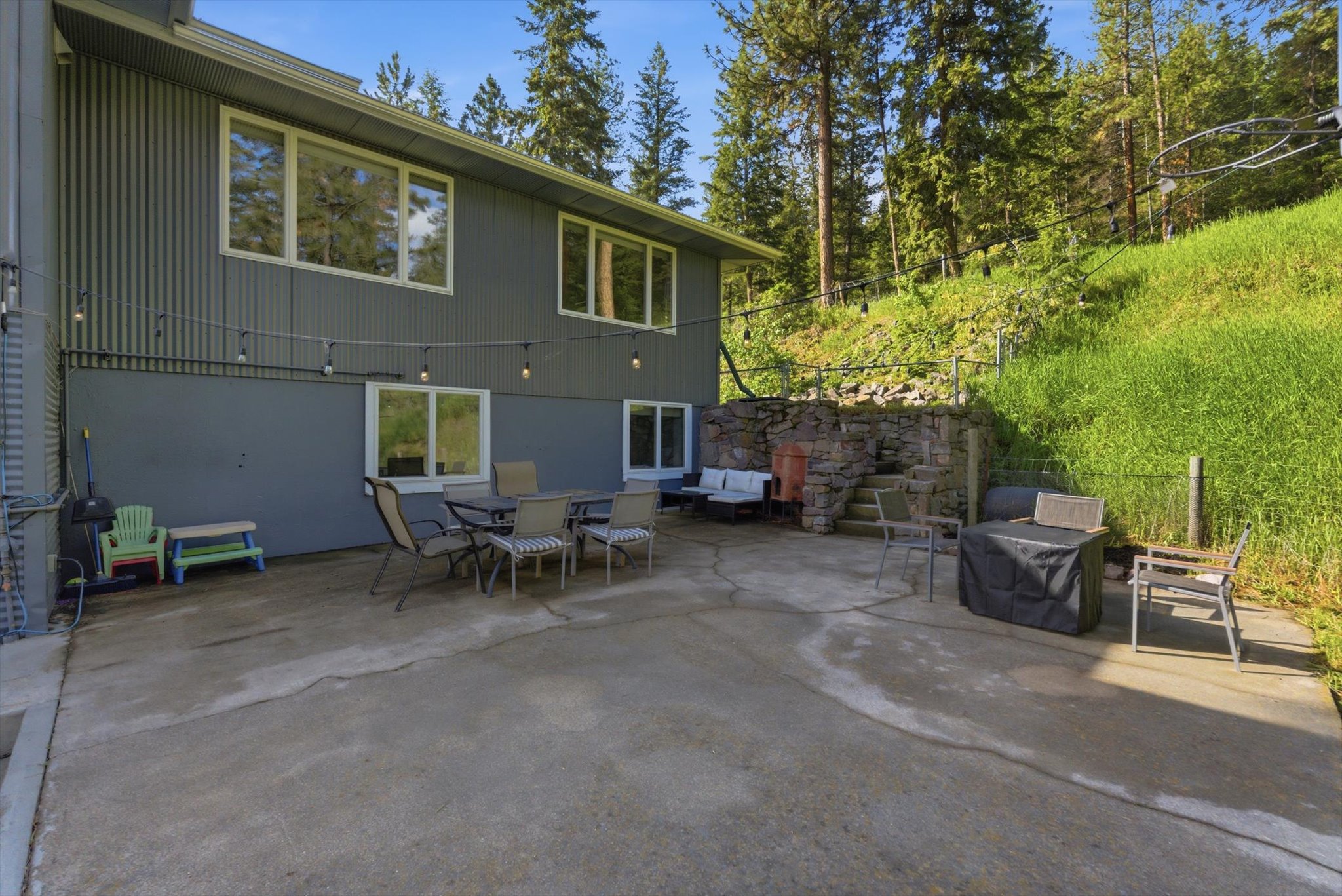 12505 Flora Drive