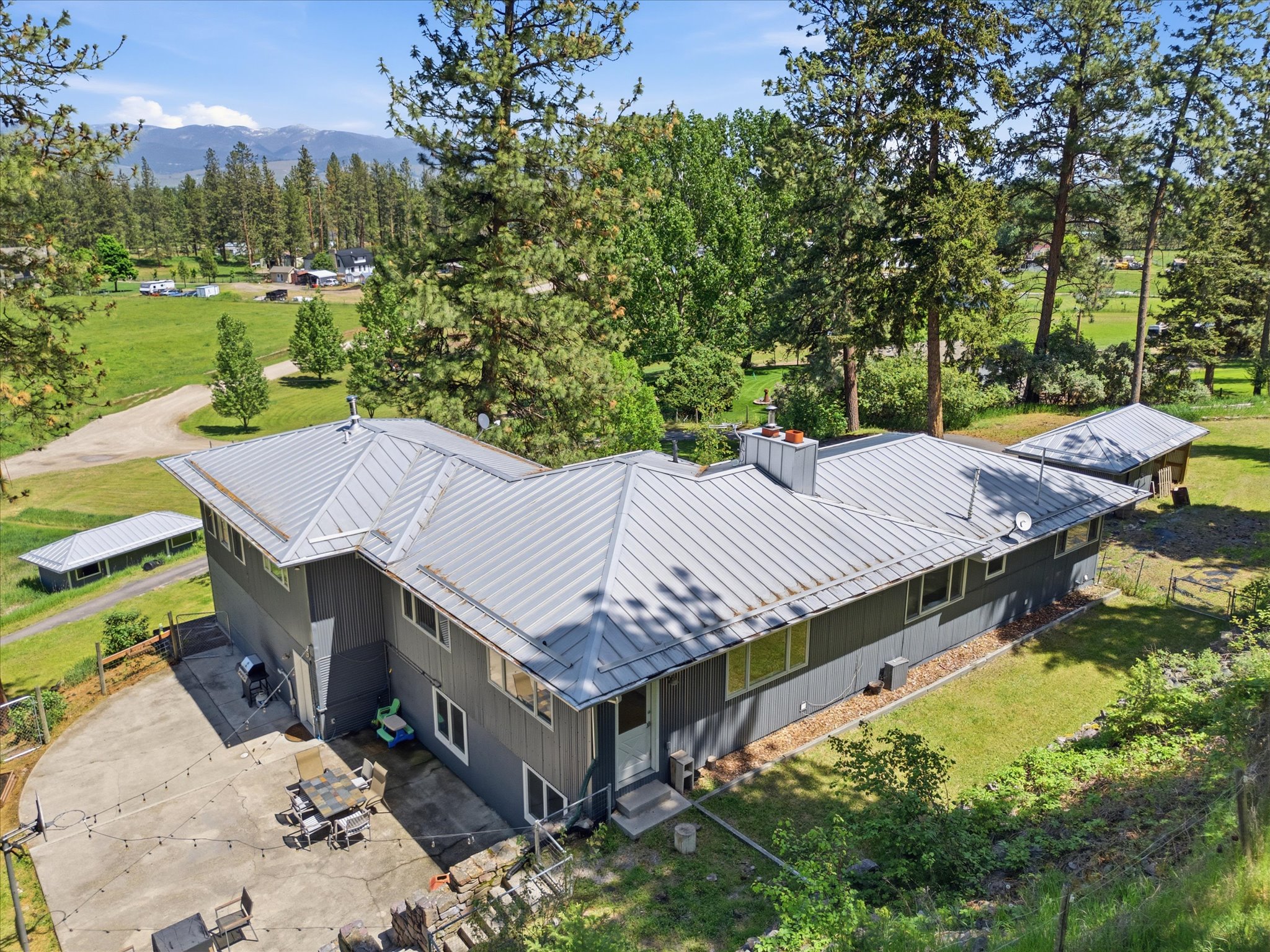 12505 Flora Drive
