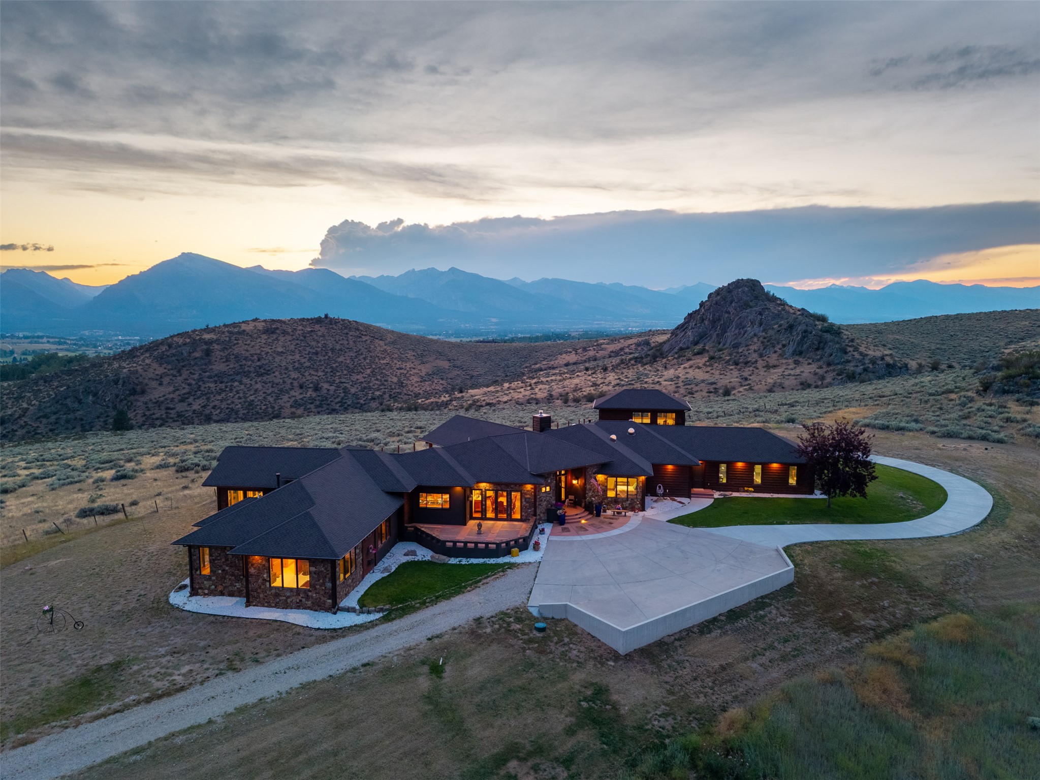 555 Skyfire Drive