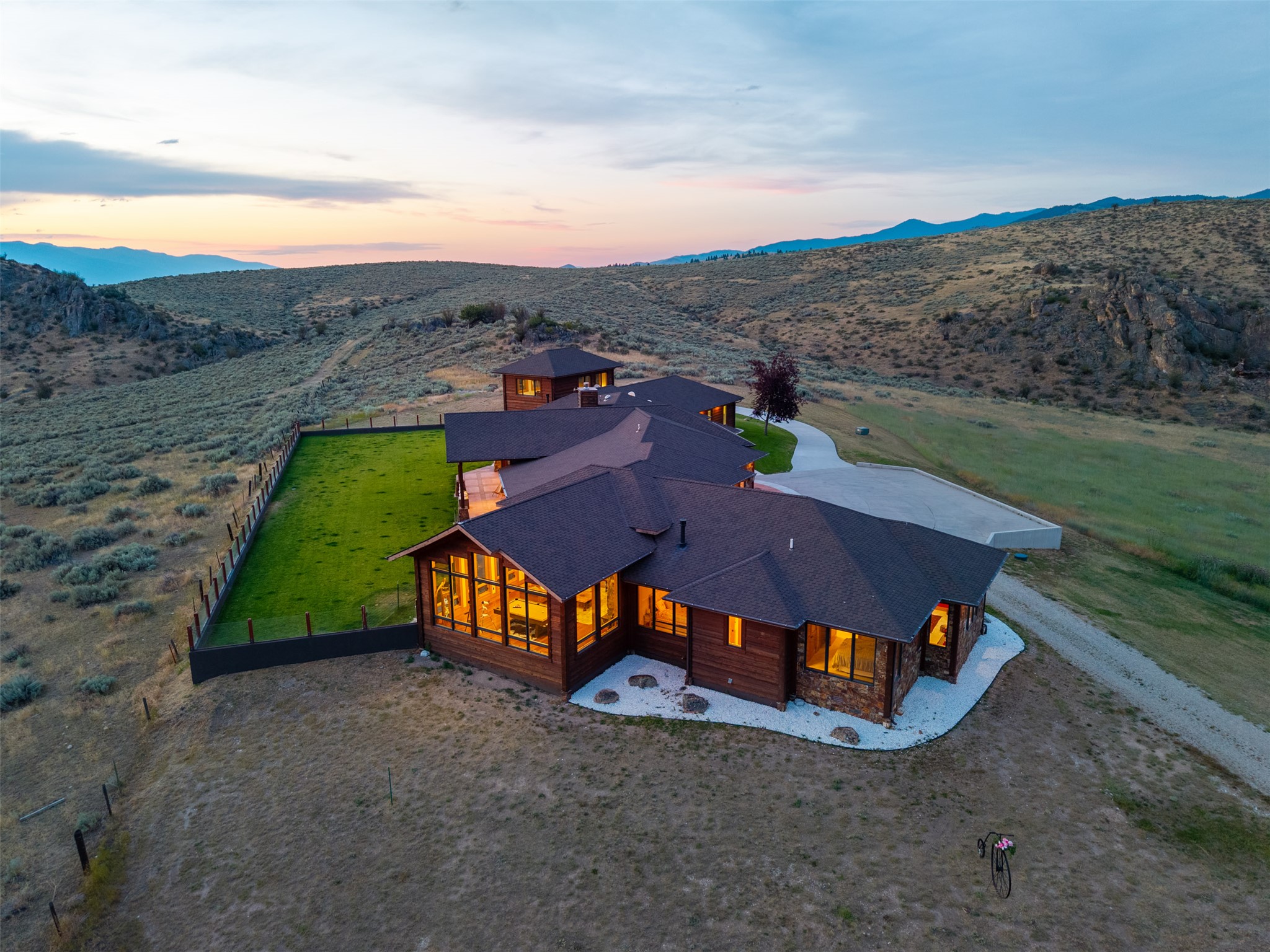 555 Skyfire Drive
