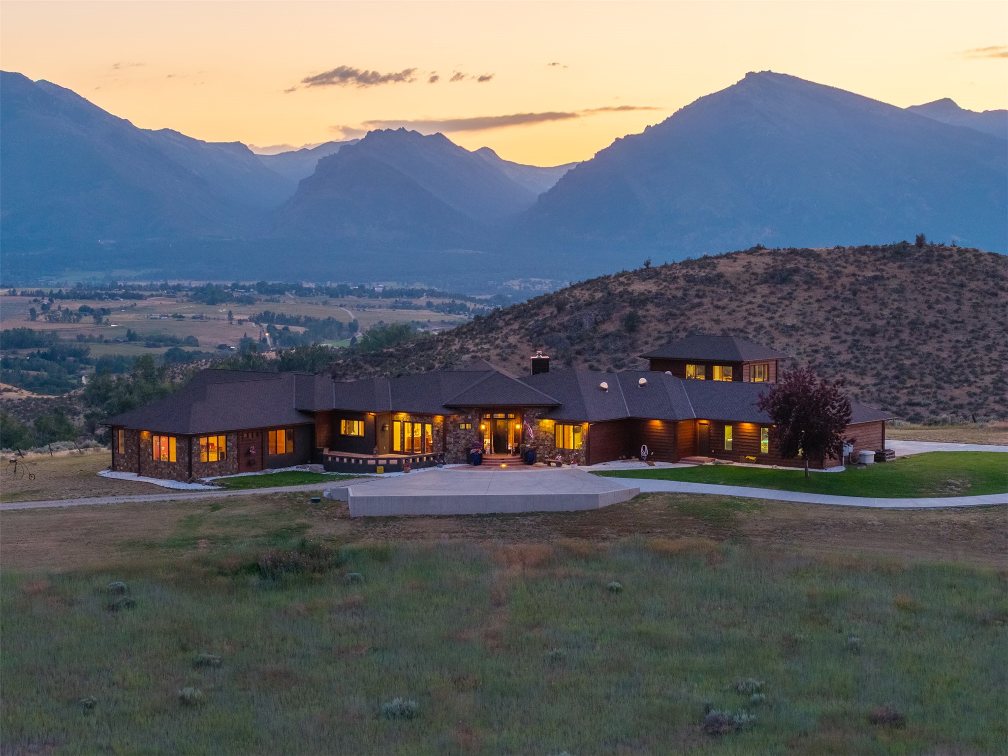 555 Skyfire Drive