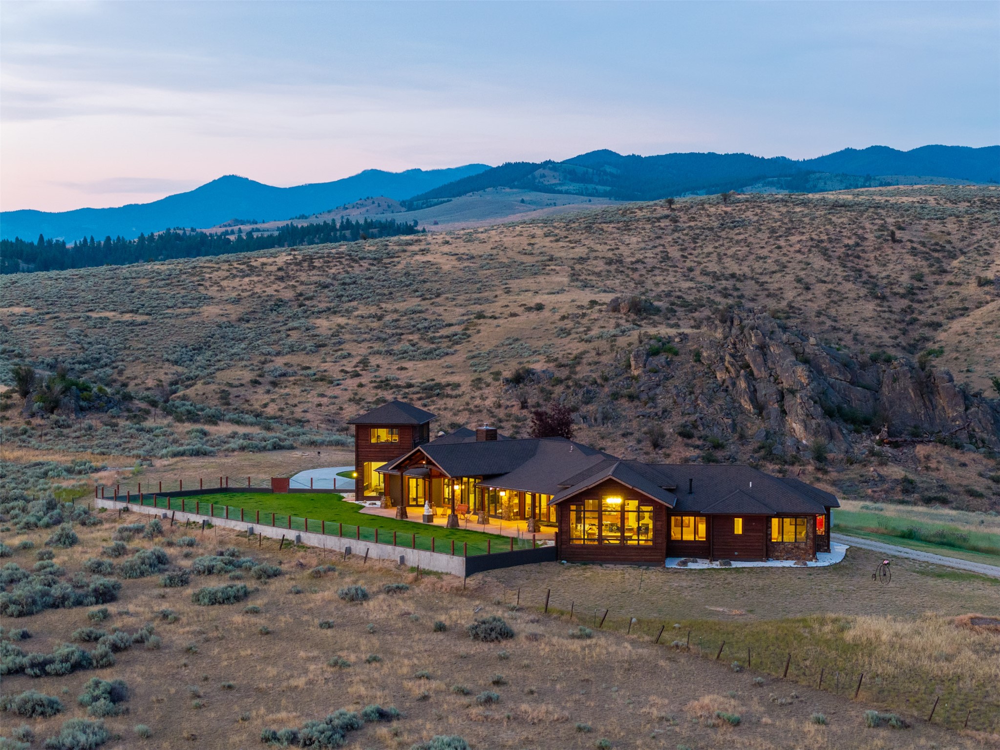 555 Skyfire Drive