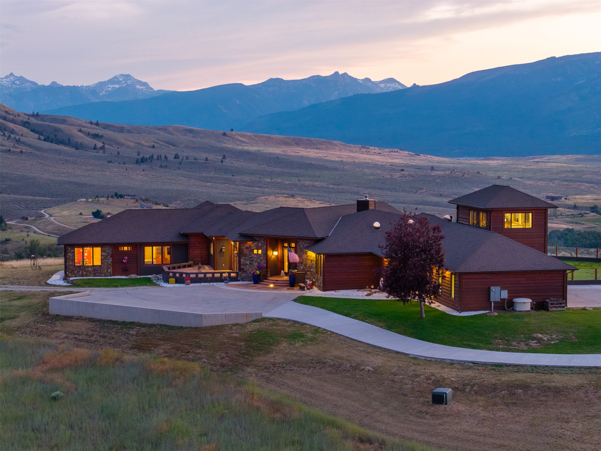 555 Skyfire Drive