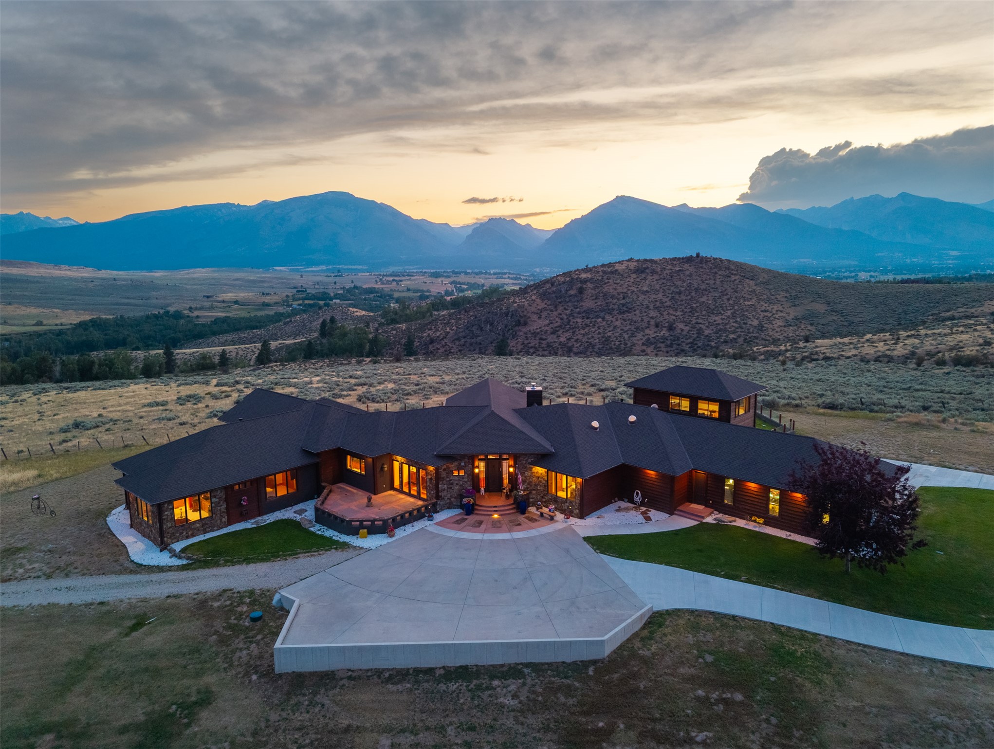 555 Skyfire Drive