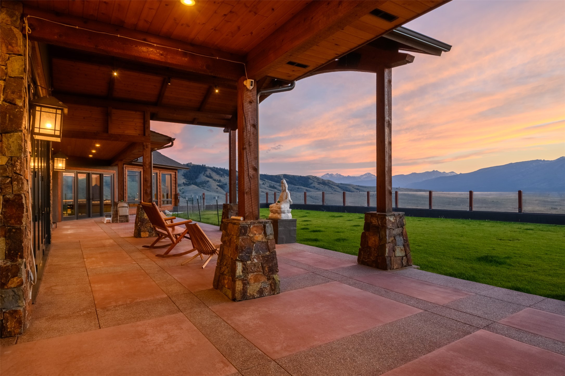 555 Skyfire Drive