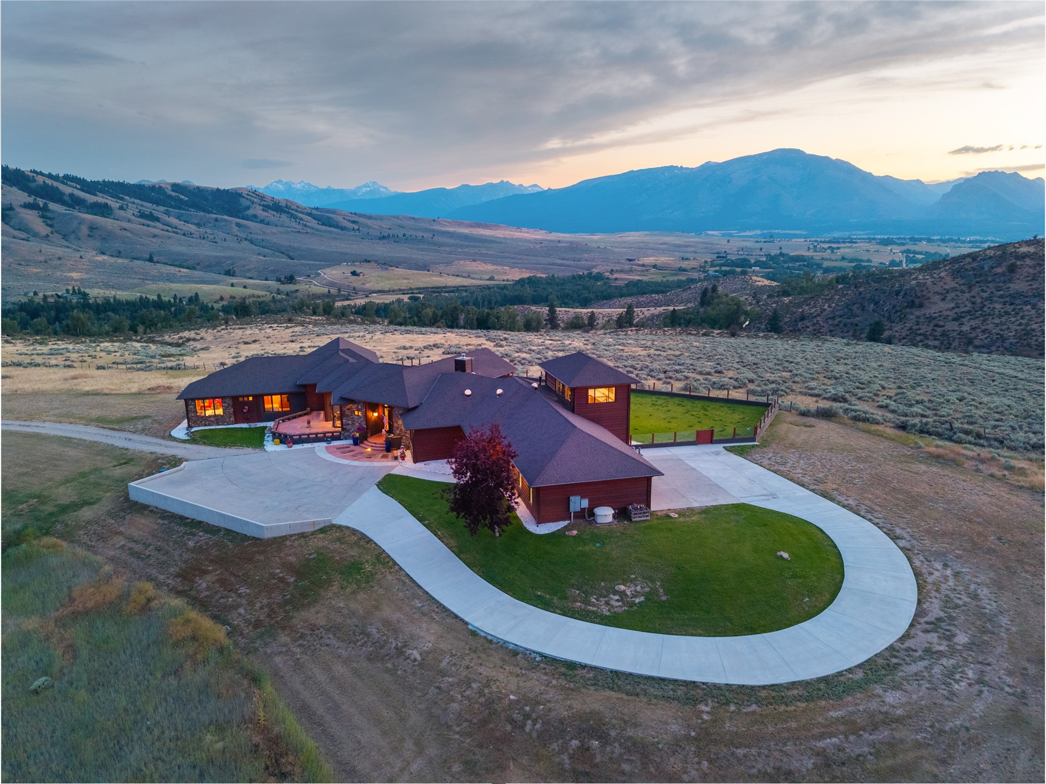 555 Skyfire Drive