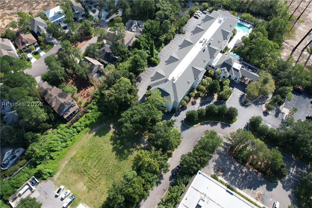 23 Moss Creek Village