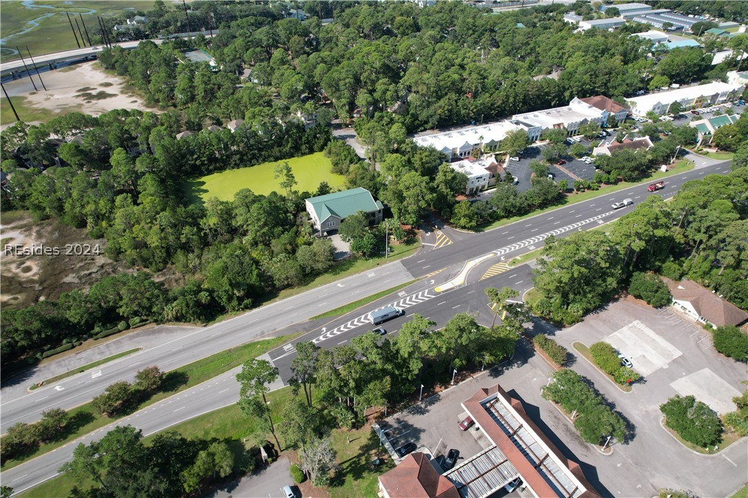 23 Moss Creek Village