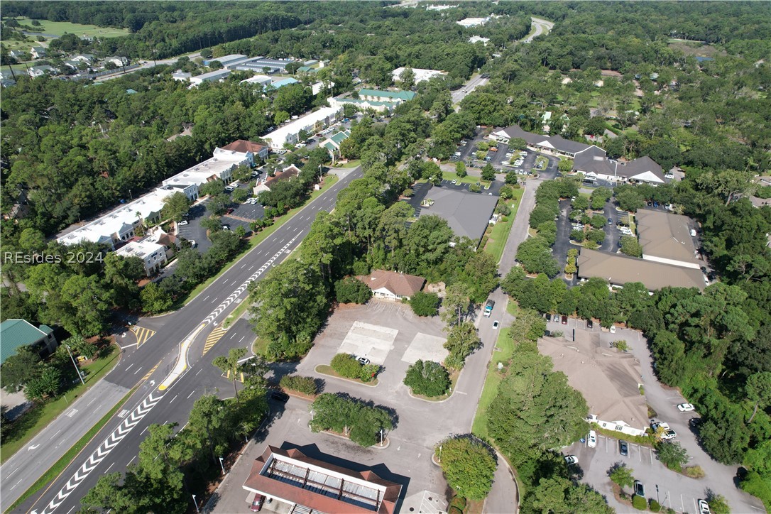 23 Moss Creek Village