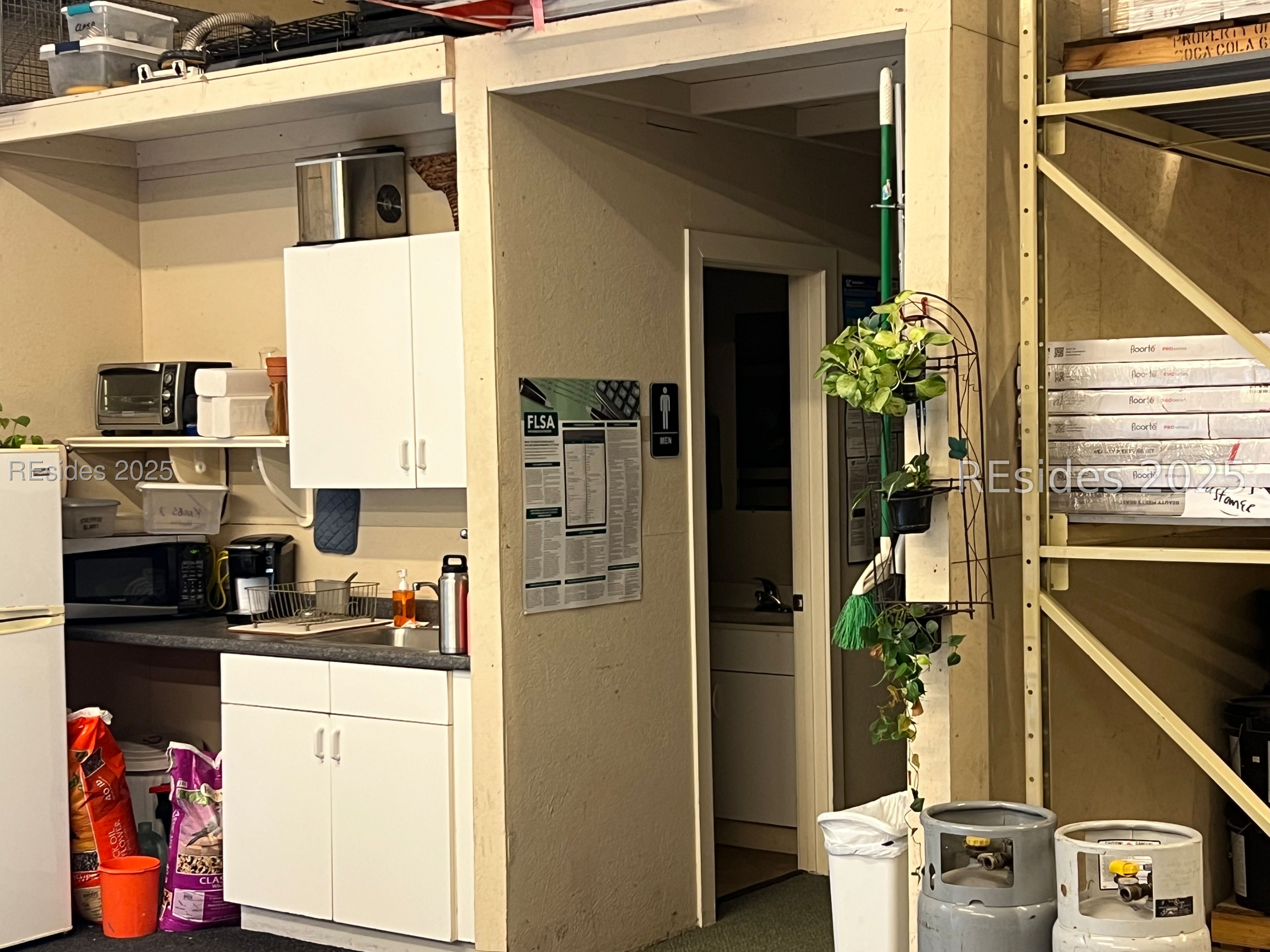 14 Palmetto Business Park Road