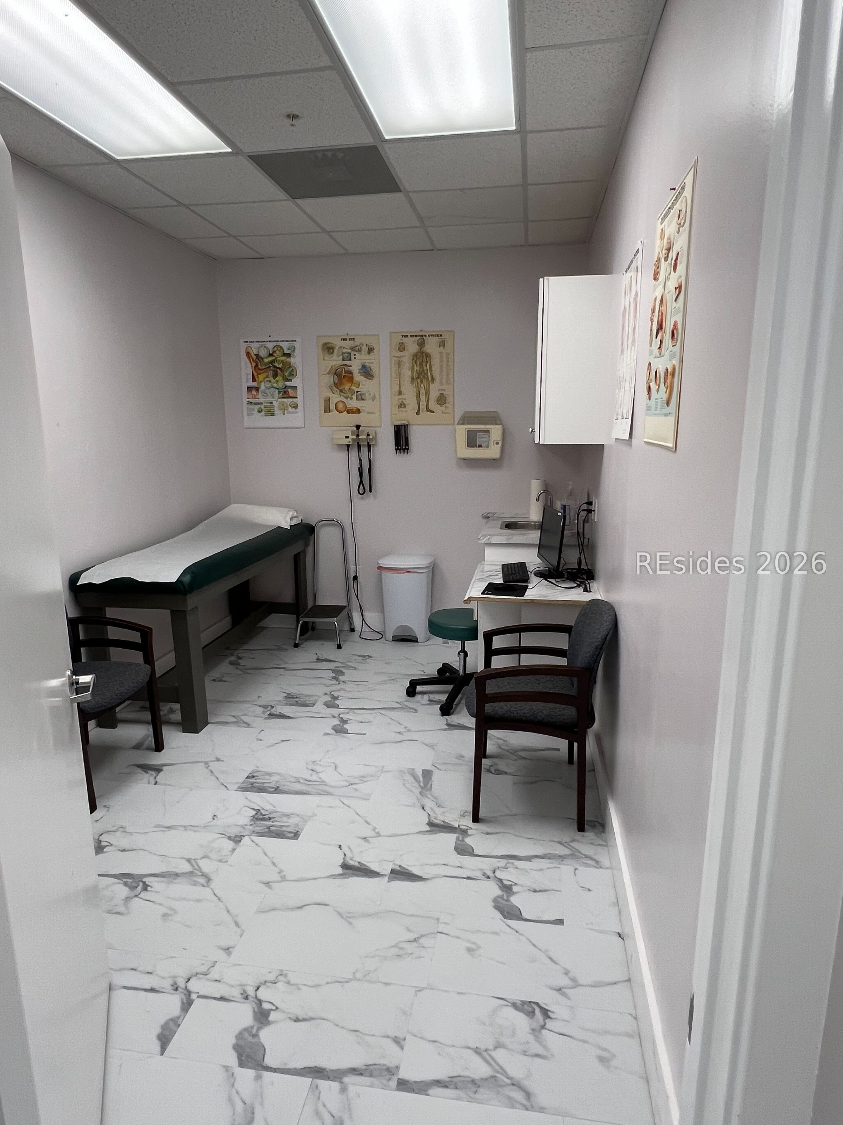 14 Oak Forest Road Unit: 100E