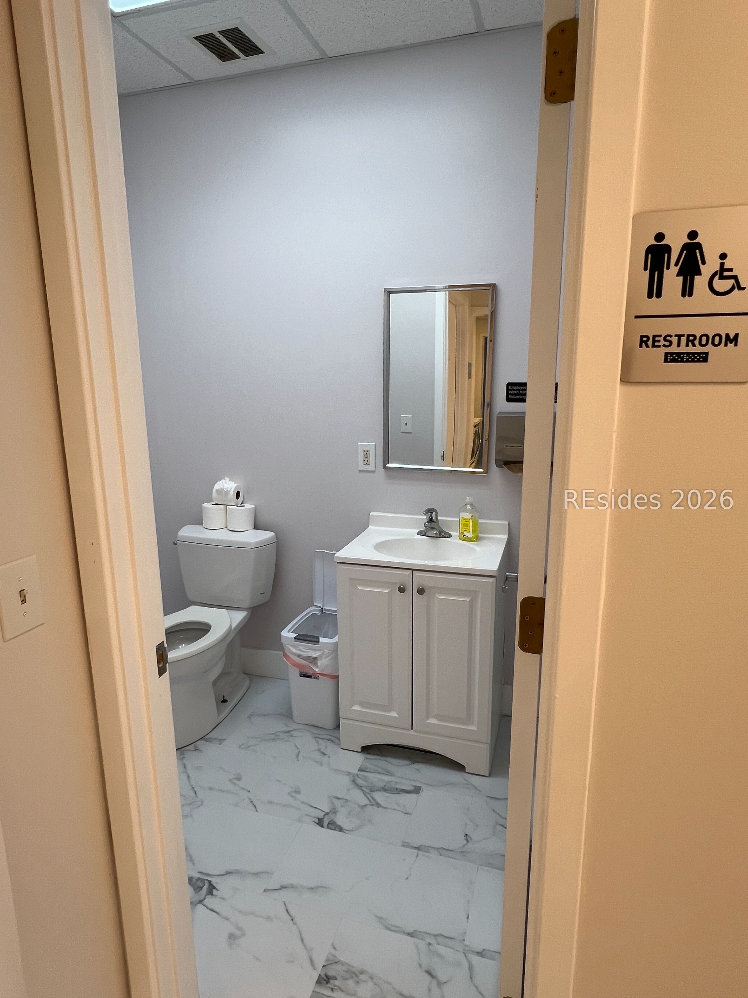 14 Oak Forest Road Unit: 100E