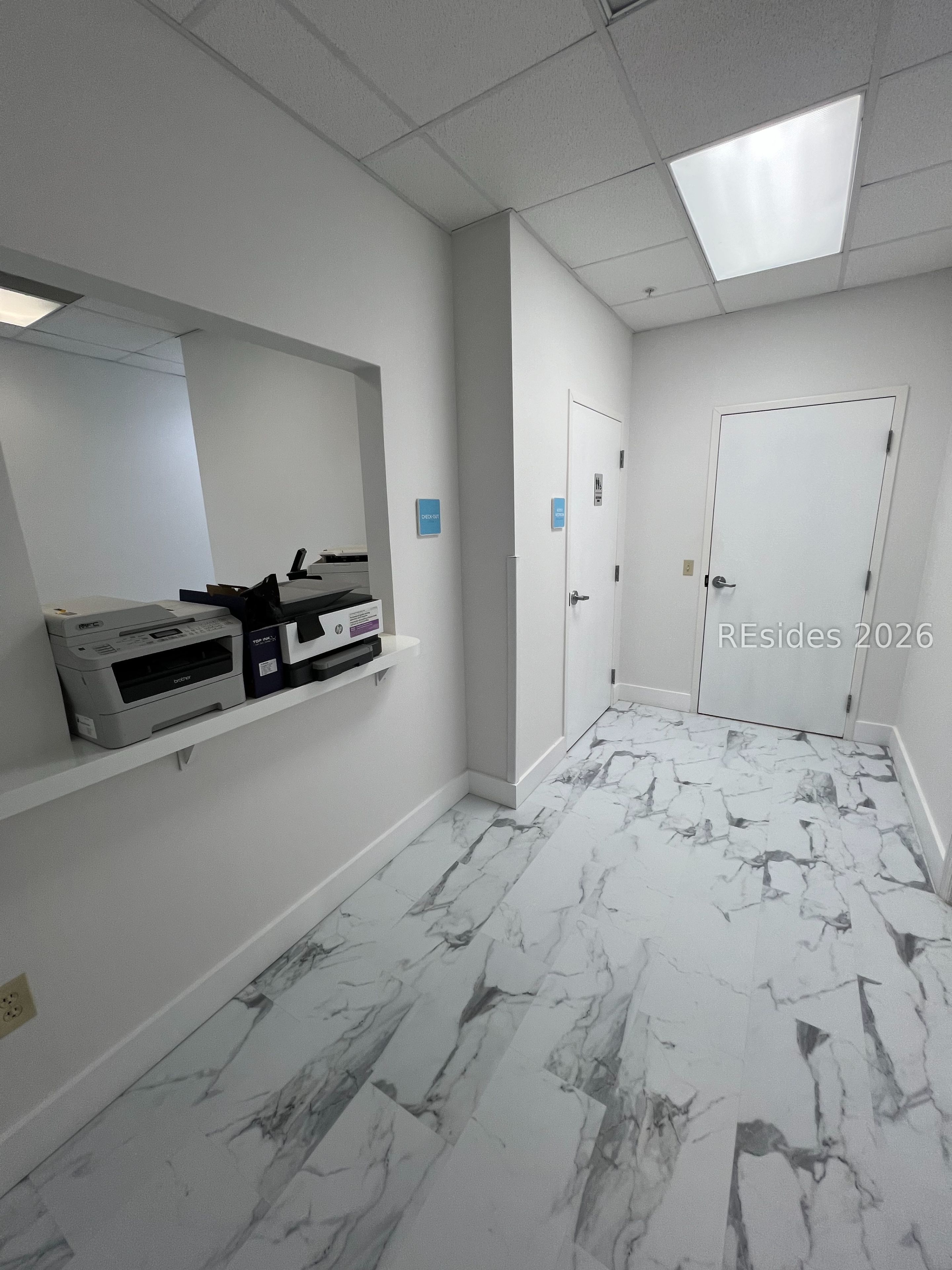 14 Oak Forest Road Unit: 100D