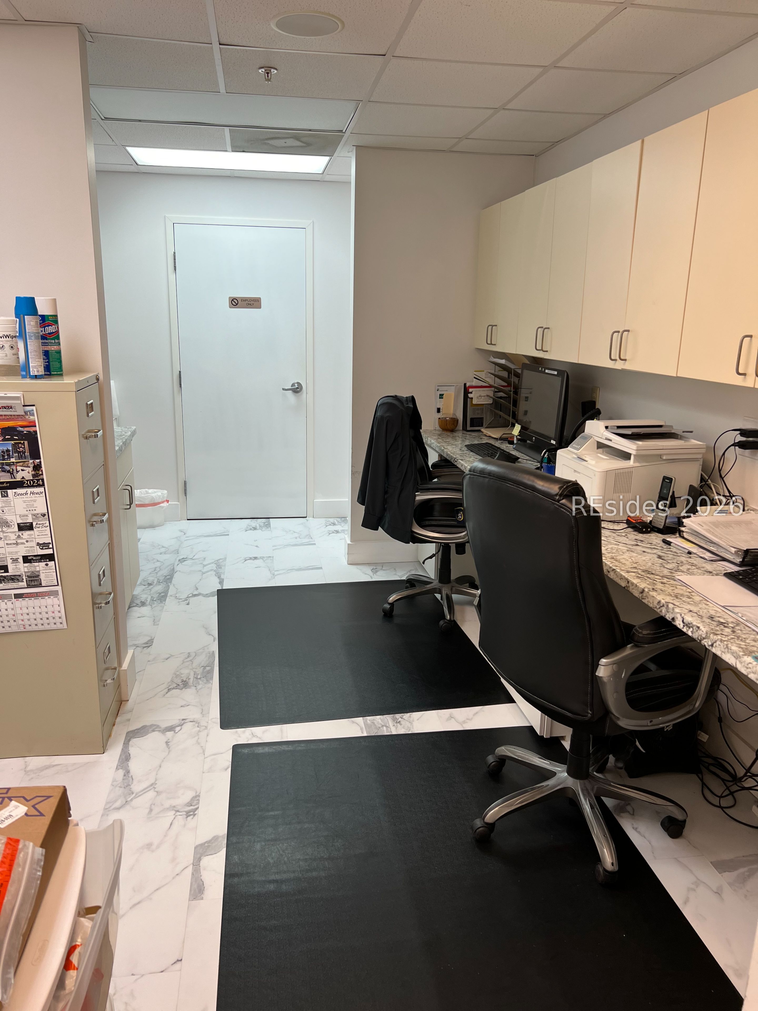 14 Oak Forest Road Unit: 100D