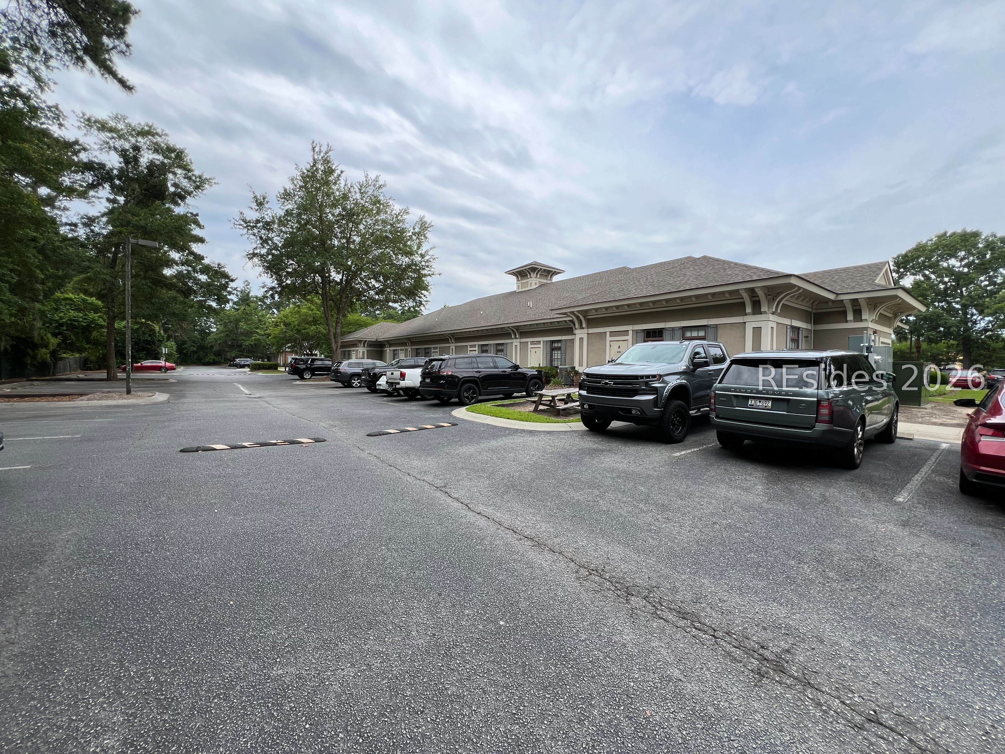 14 Oak Forest Road Unit: 100D
