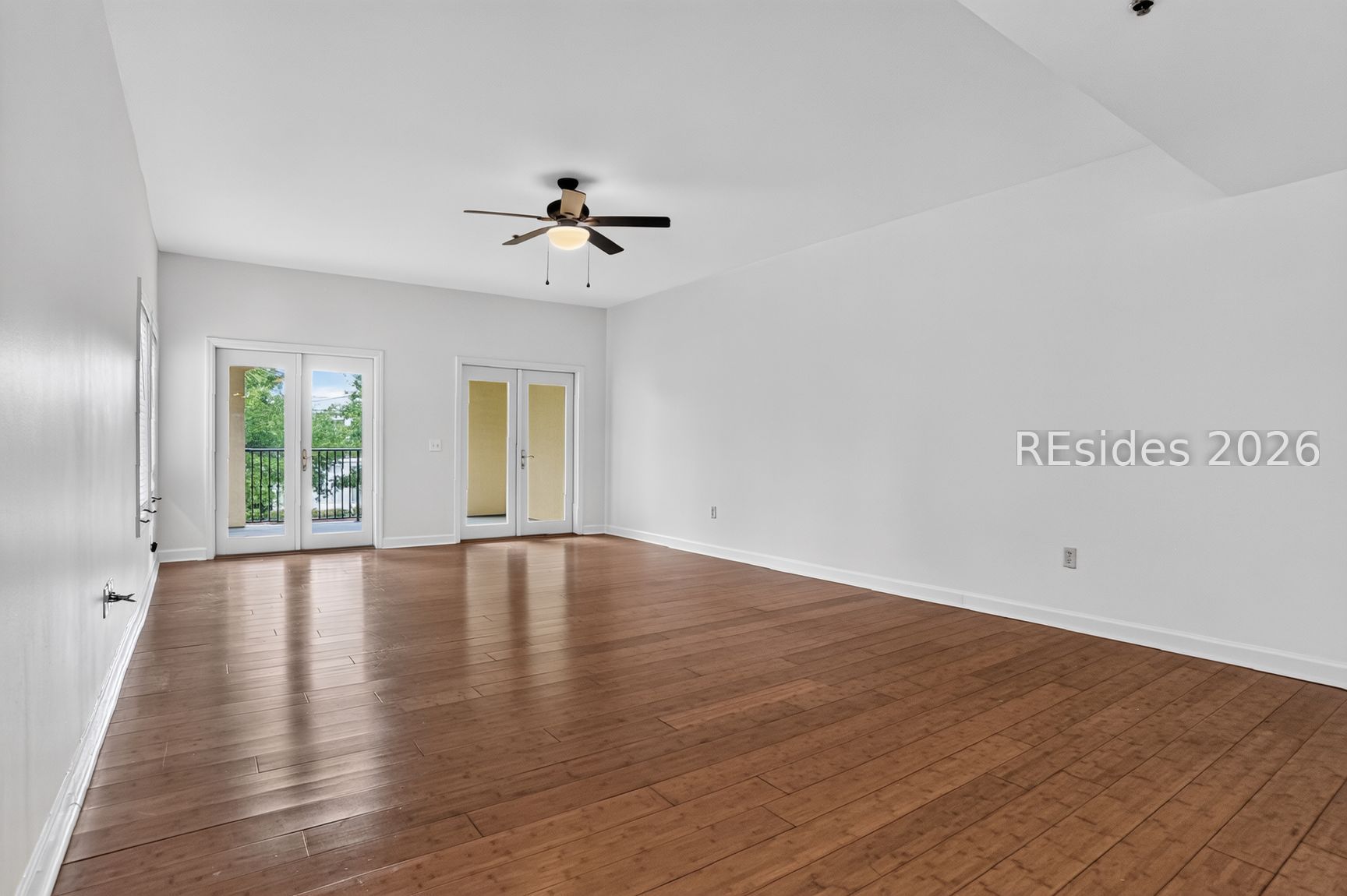 14 Johnston Way Unit: 13E