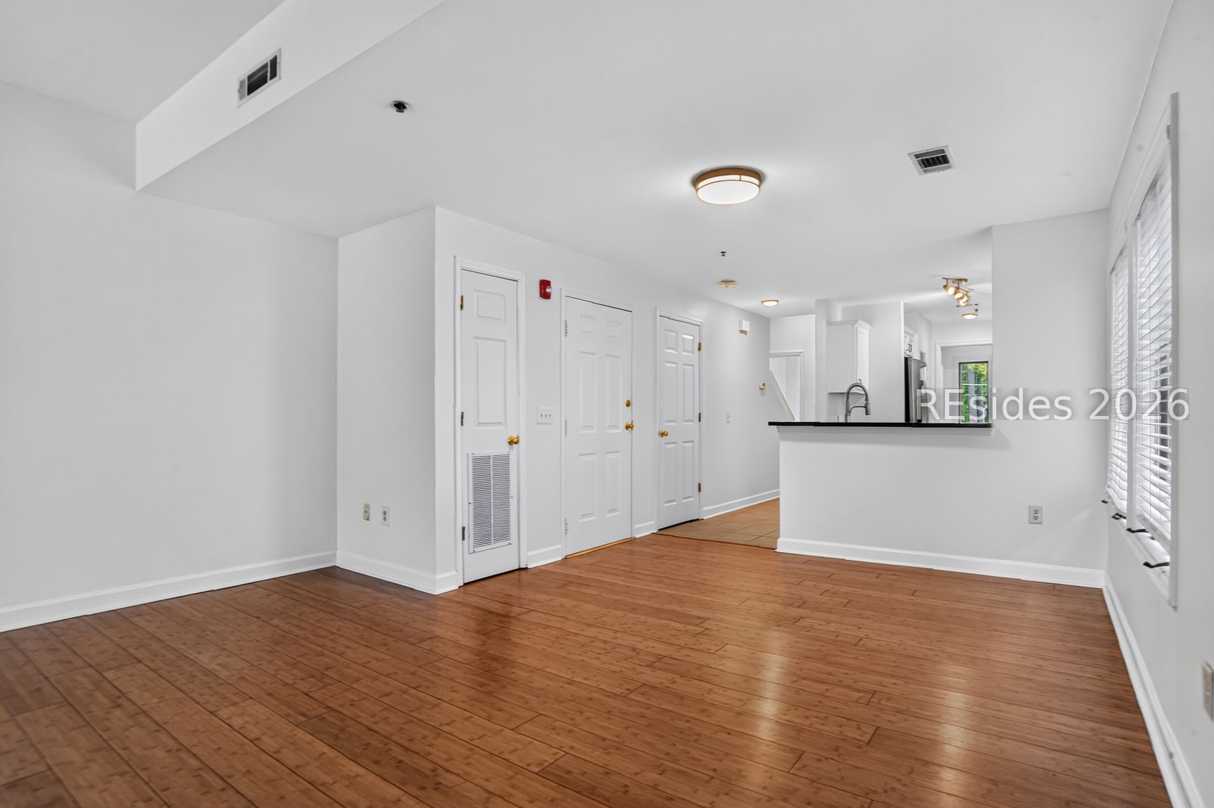 14 Johnston Way Unit: 13E